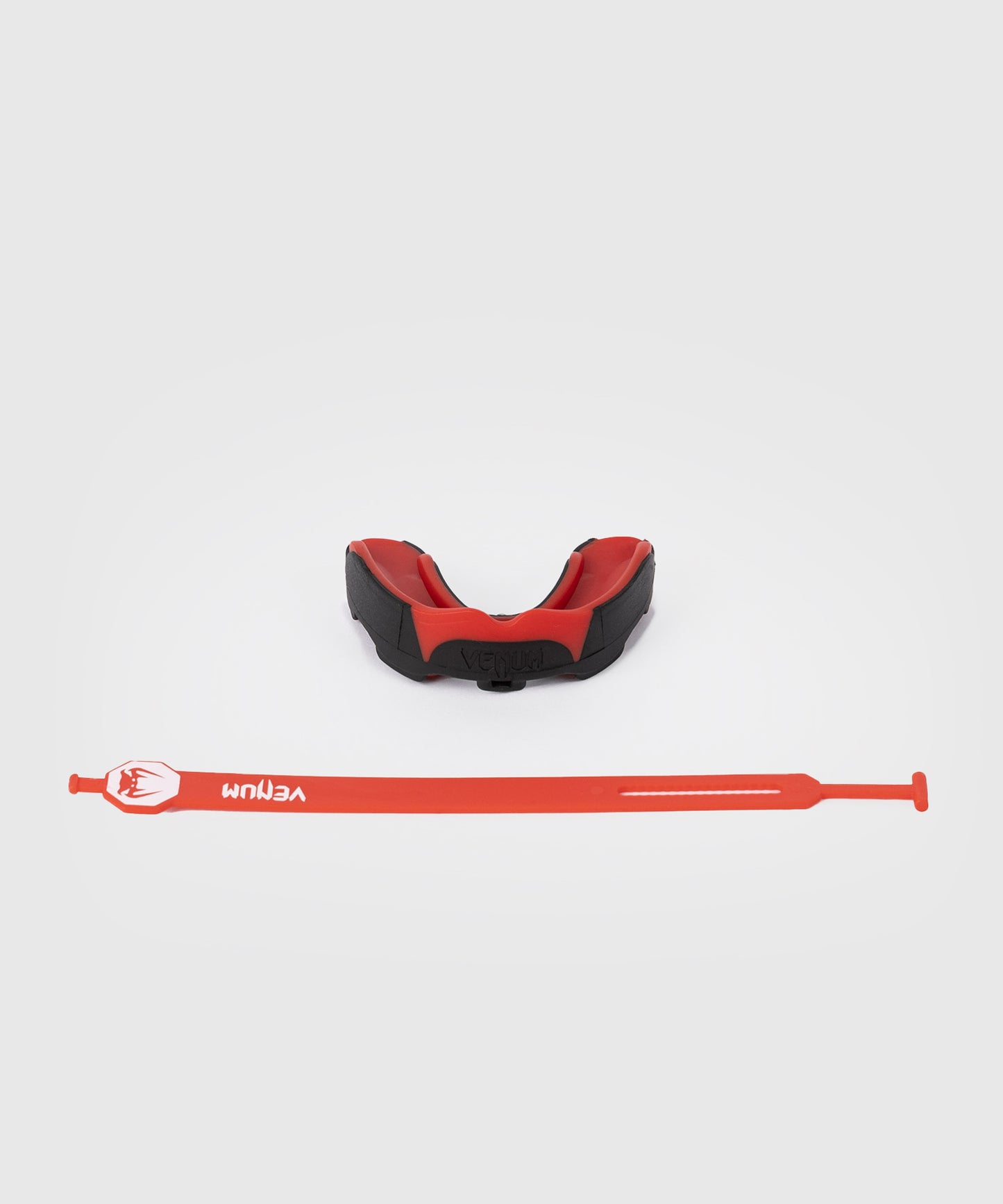 Venum Predator Protector Bucal Con Correa/Sin Correa – Negro/Rojo