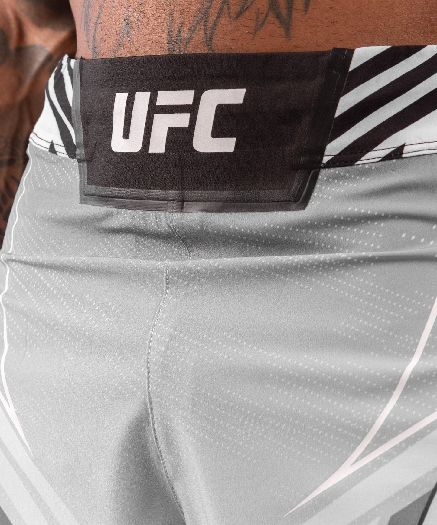 Fightshort Men's UFC Venum Authentic Fight Night Gladiator - White