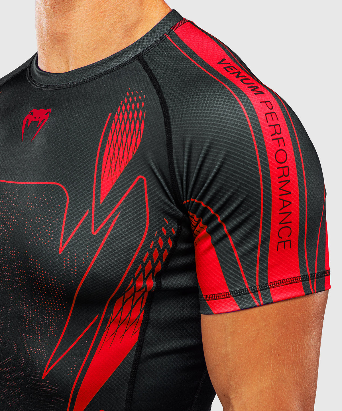 Venum Amazonia Reborn Camiseta de compresión de manga corta - Negro/Rojo