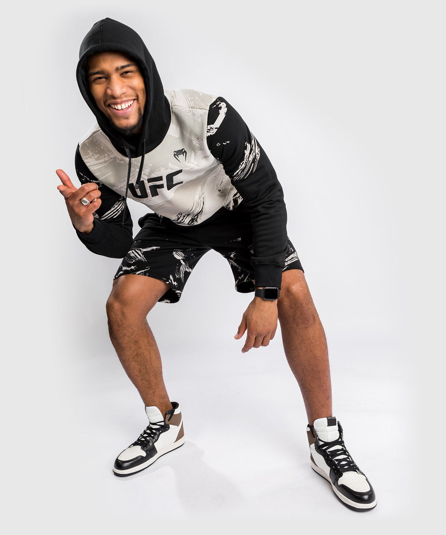 Men's UFC Hoodie Venum Authentic Fight Week 2.0 - Sand/Black