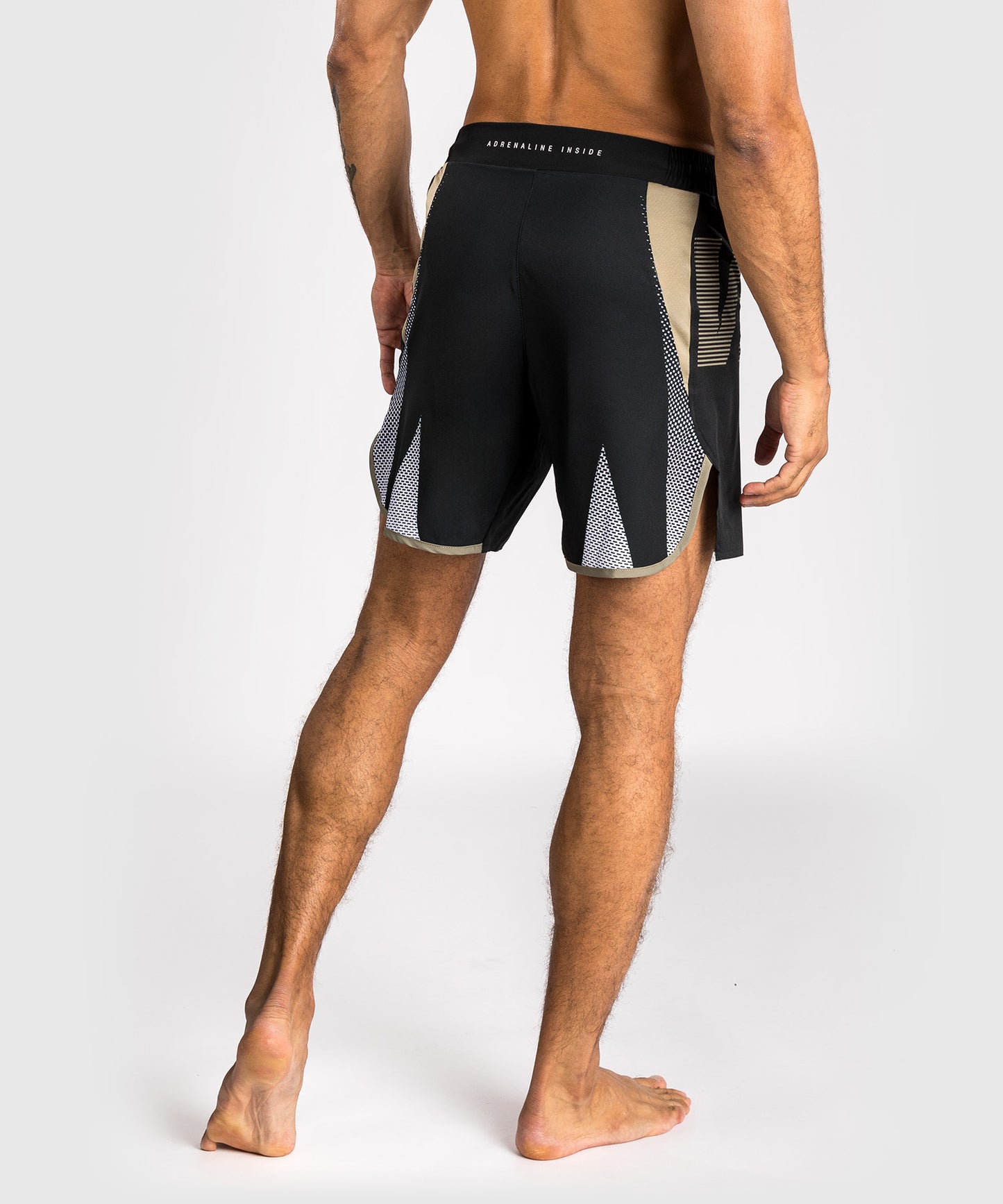 Venum Adrenaline Kampfshorts – Schwarz/Sand