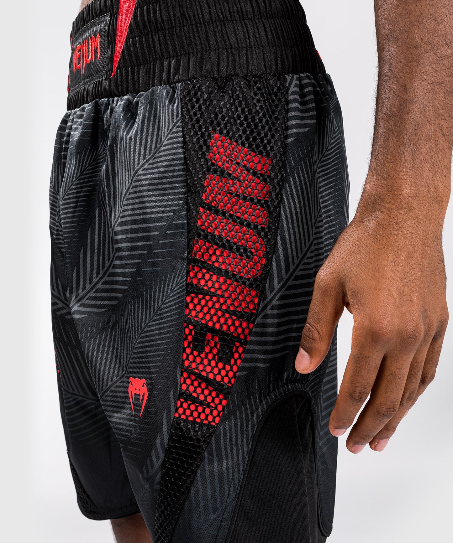 Venum Phantom Boxing Shorts - Black/Red