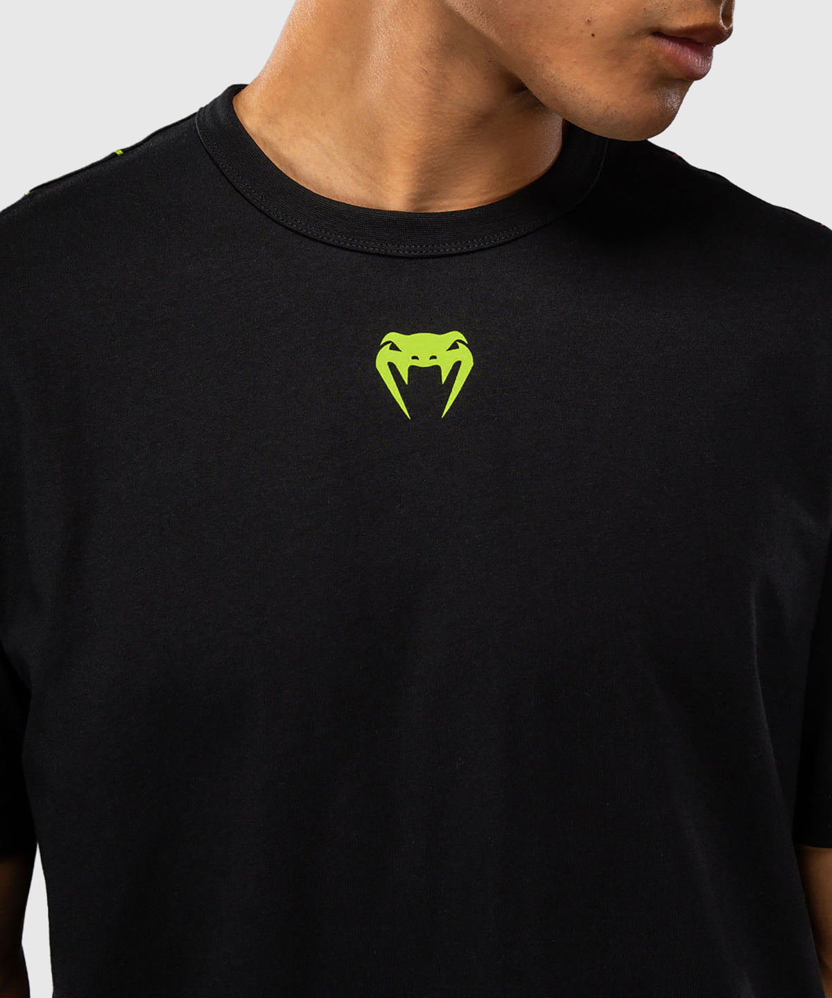 Venum Amazonia Reborn Camiseta - Negro/Verde