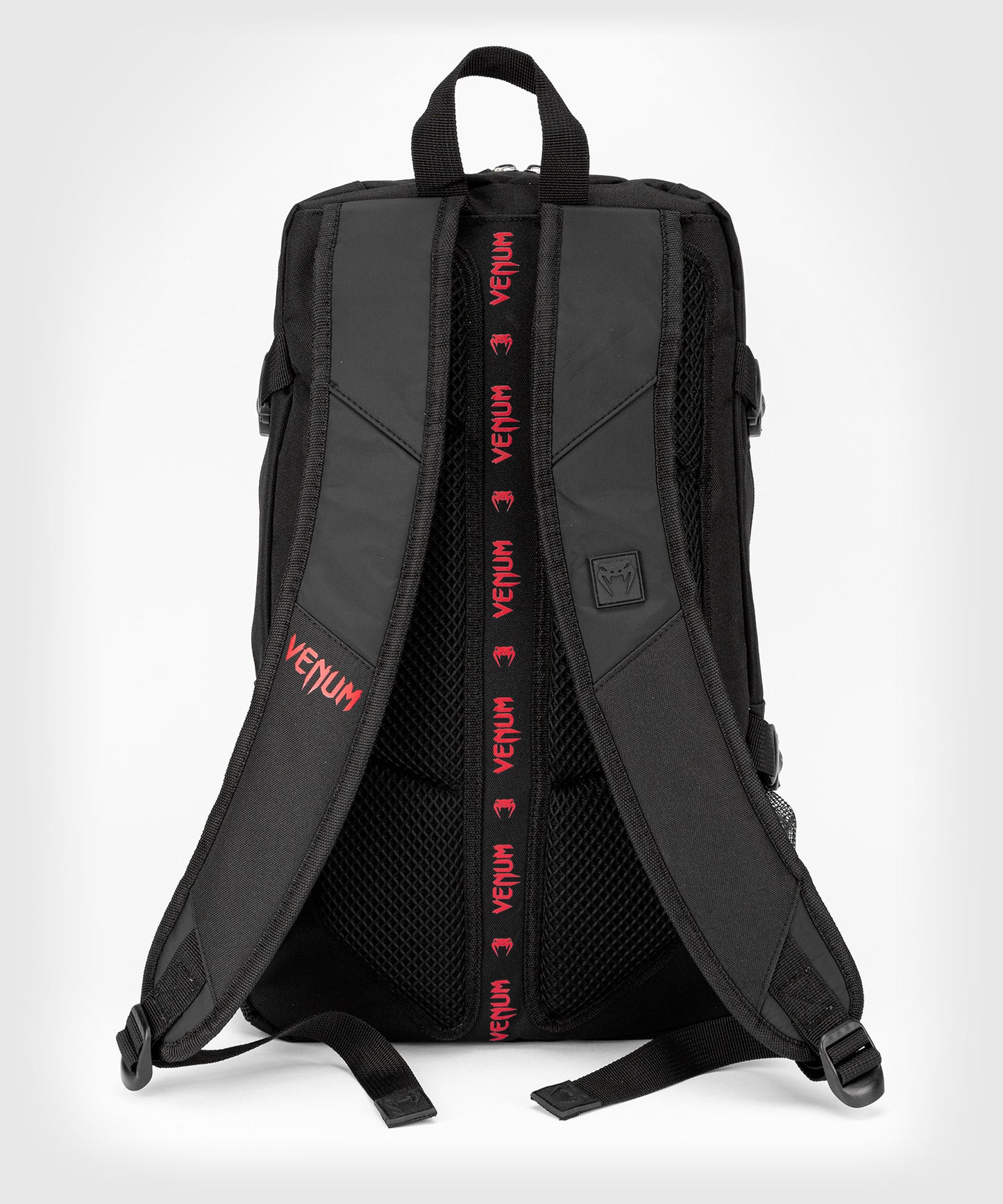 Venum Challenger Pro Evo Rucksack (20-25L) – Schwarz/Rot