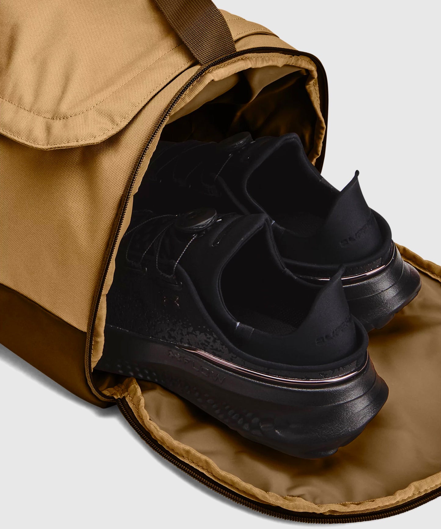 Sac De Sport Ua Under Armour Triumph Barrel - Beige