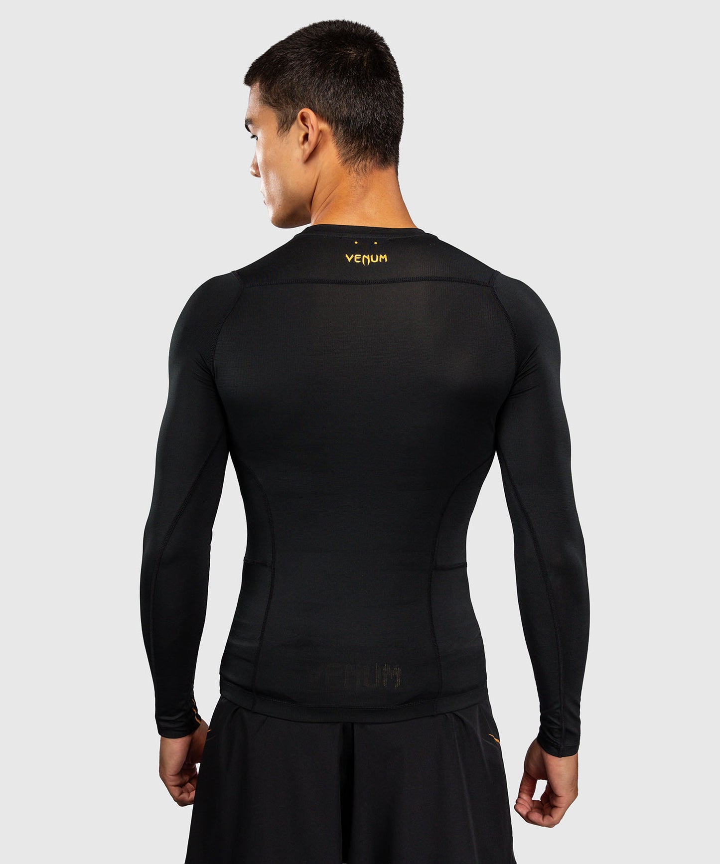 Venum G-Core Langarm Rashguard - Schwarz/Gold