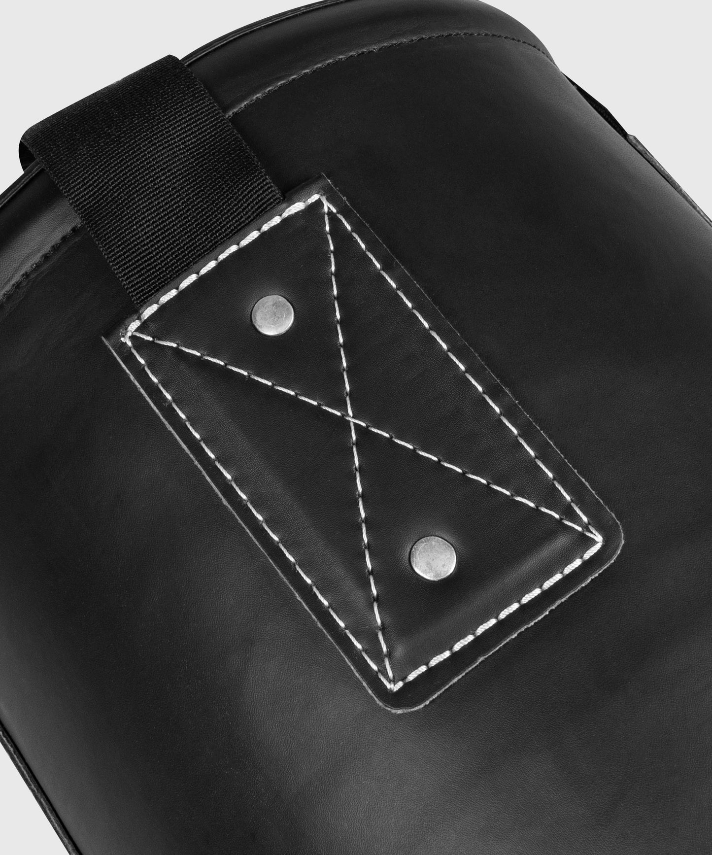 Sac de Frappe Venum Origins - Noir/Blanc (fixation plafond incluse)