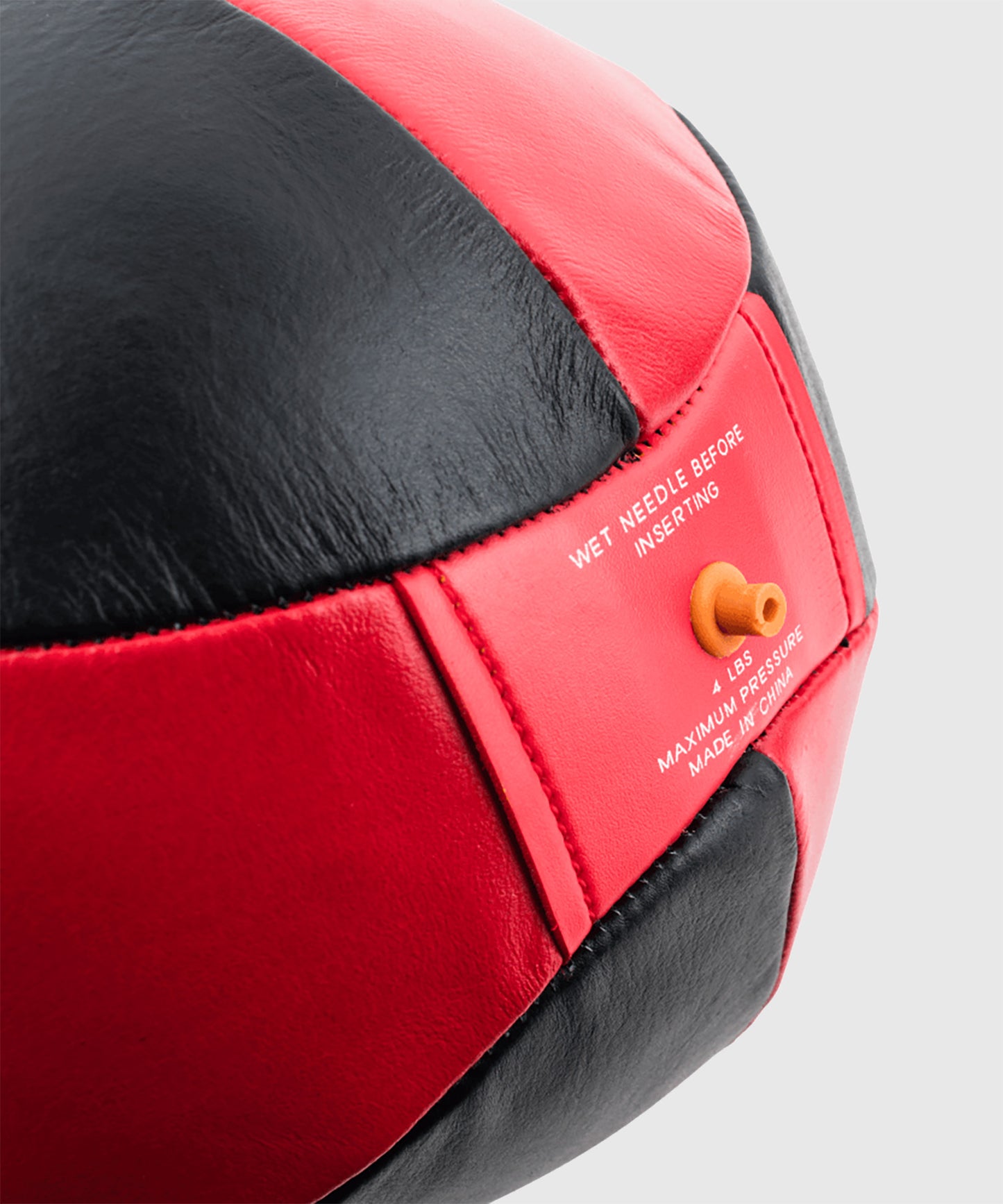 Poire de Vitesse UFC en Cuir - 9"x6" - Noir/Rouge