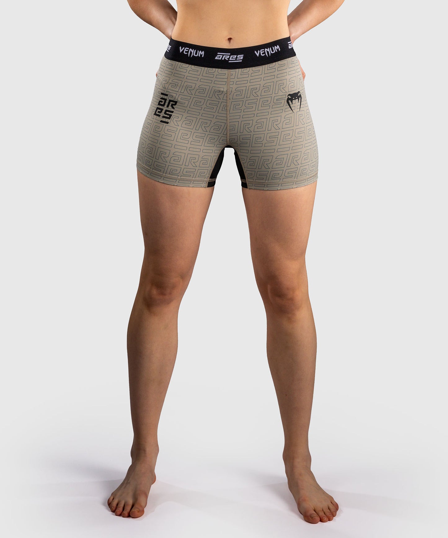 Venum x Ares 2.0 Pantaloncini da Allenamento da Donna – Sabbia
