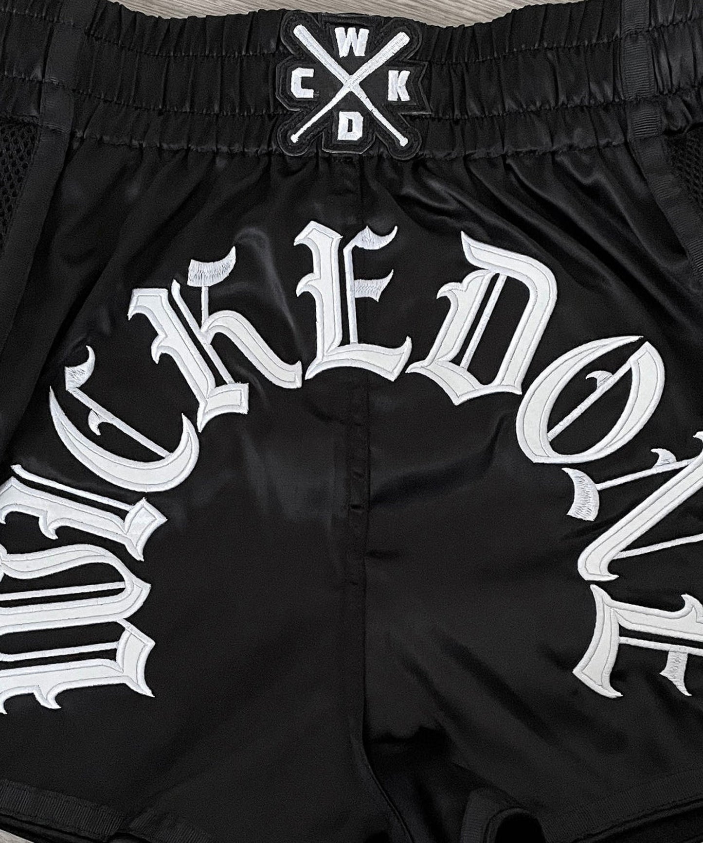 Short de Muay Thai Wicked One Swift Chains - Noir