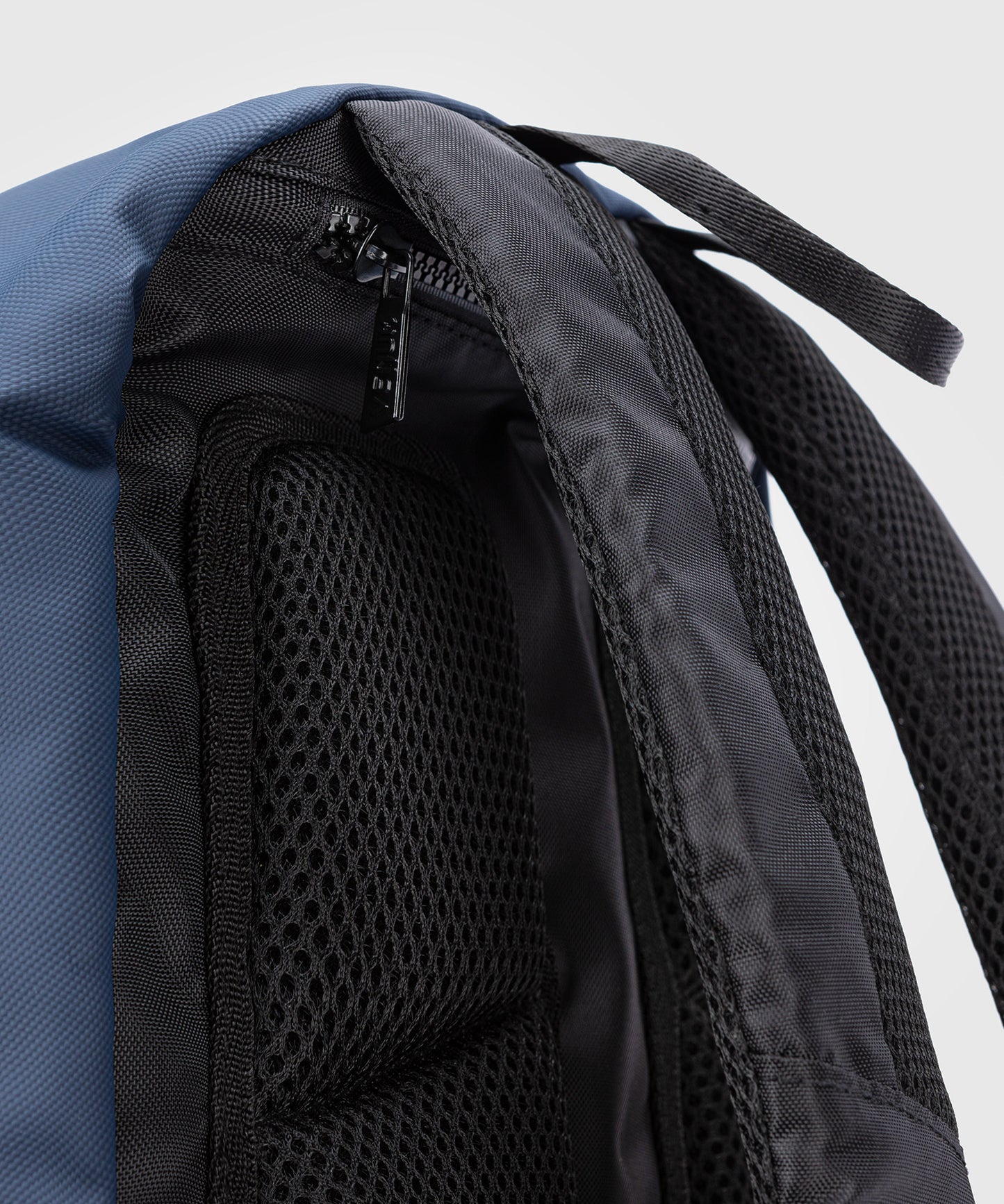 Venum Evo 2 Rucksack (20-25L) – Schwarz/Blau