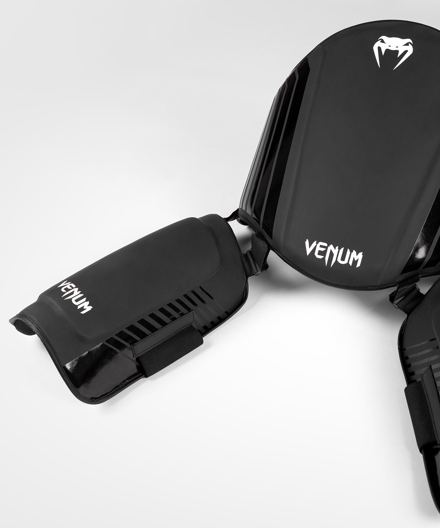 Venum Challenger Bauch- und Beinschutz - Schwarz/Weiß