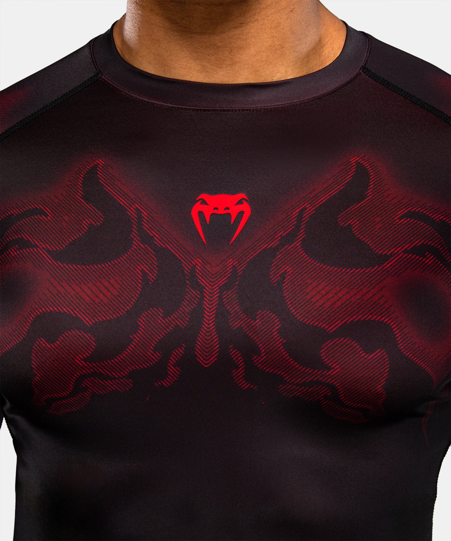 Venum Spectre Rashguard Manga Larga – Negro/Rojo