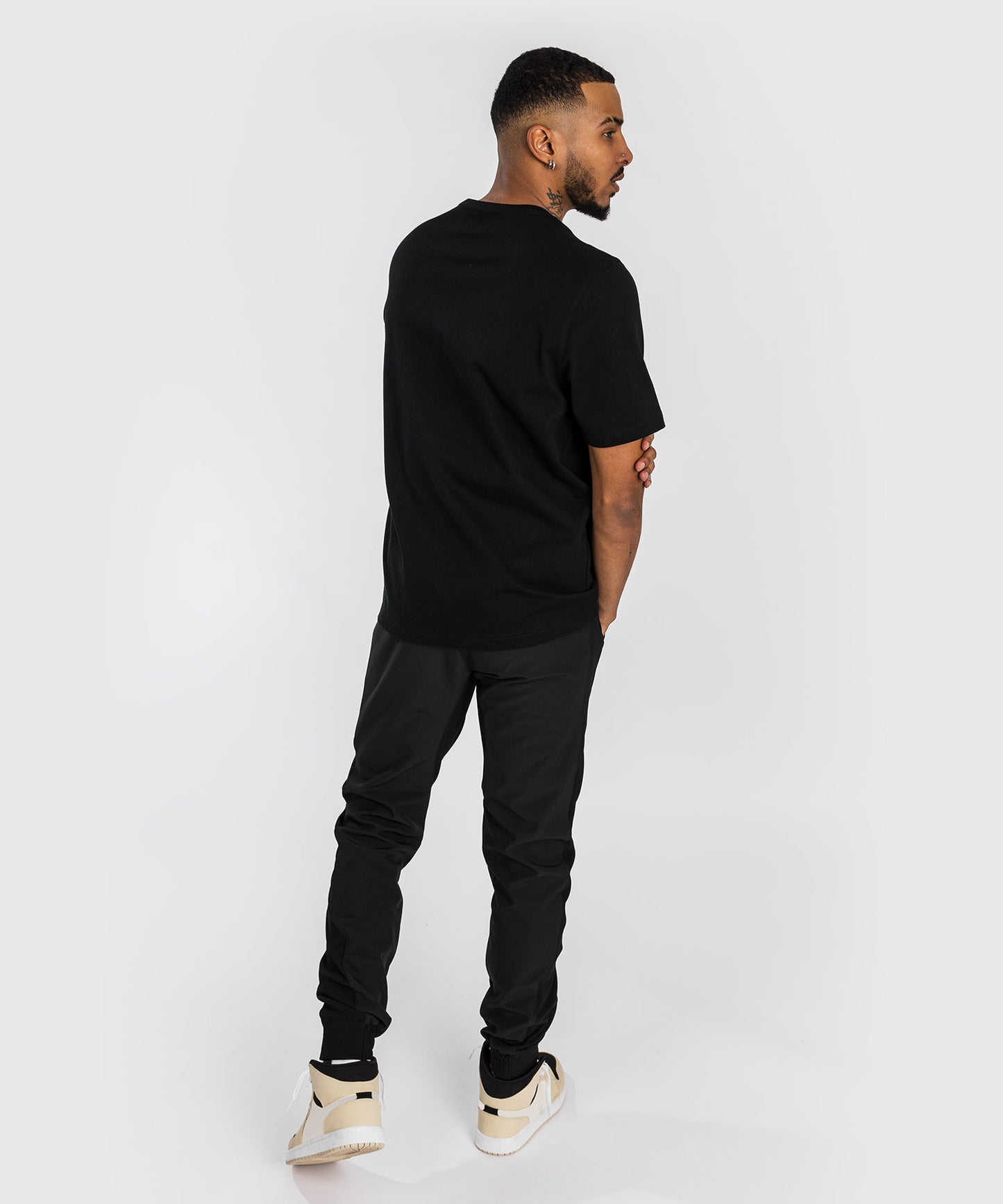 Camiseta Venum On a Mission - Regular Fit - Negro