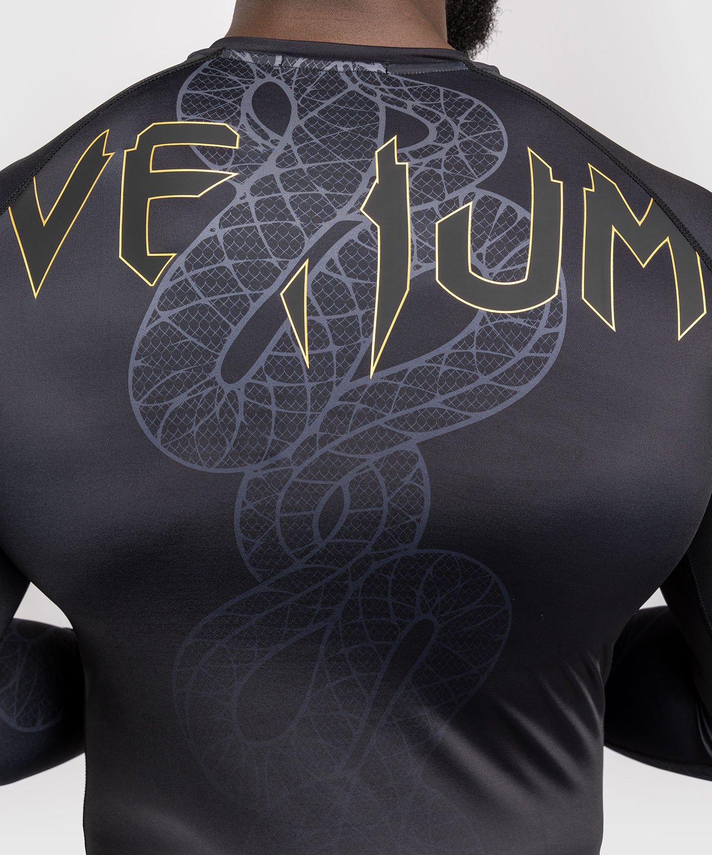 Venum Serpenti Rashguard a manica lunga – Nero/Argento/Oro