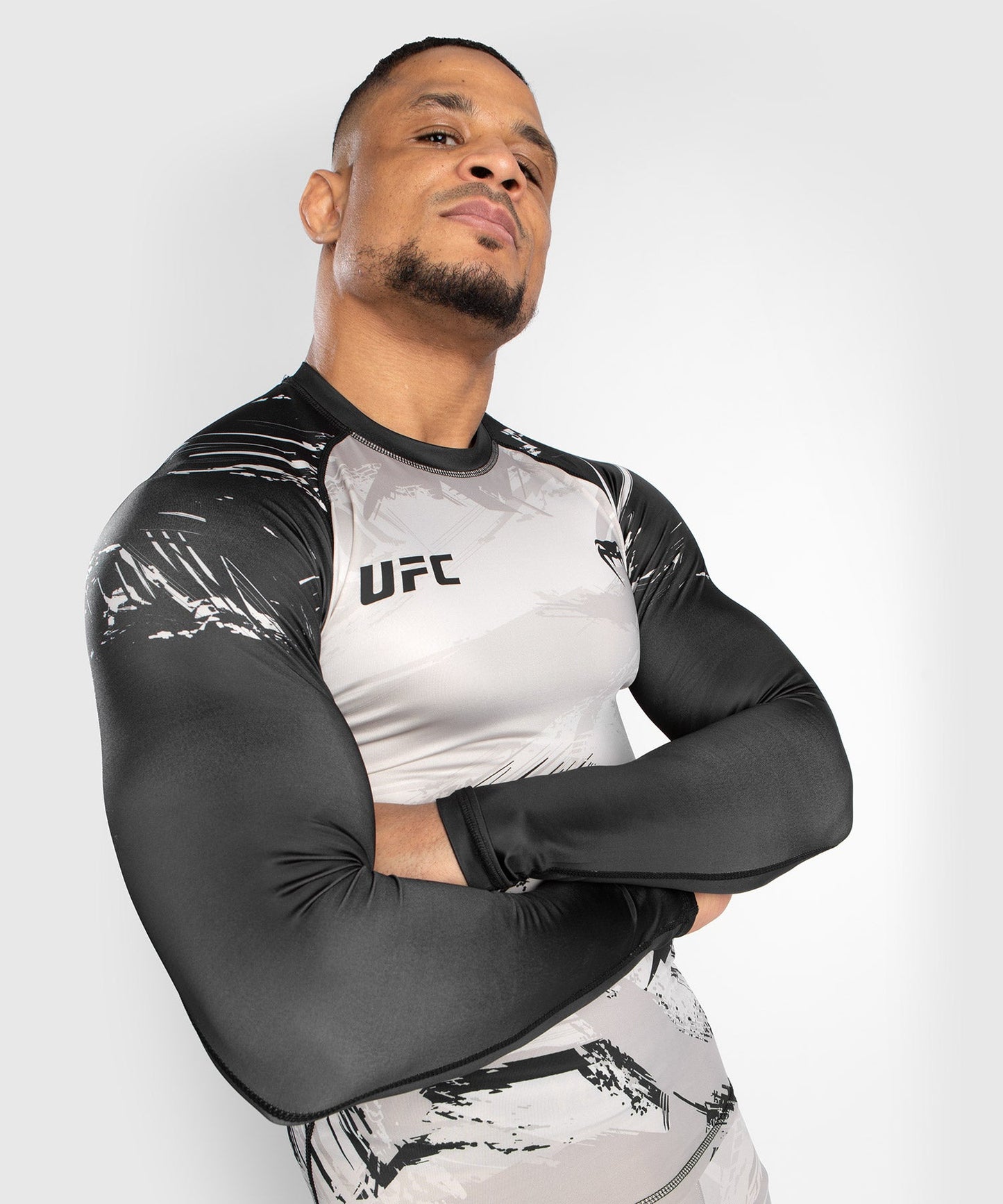 Venum Authentic Fight Week 2.0 UFC Compression T-Shirt - Sand/Schwarz
