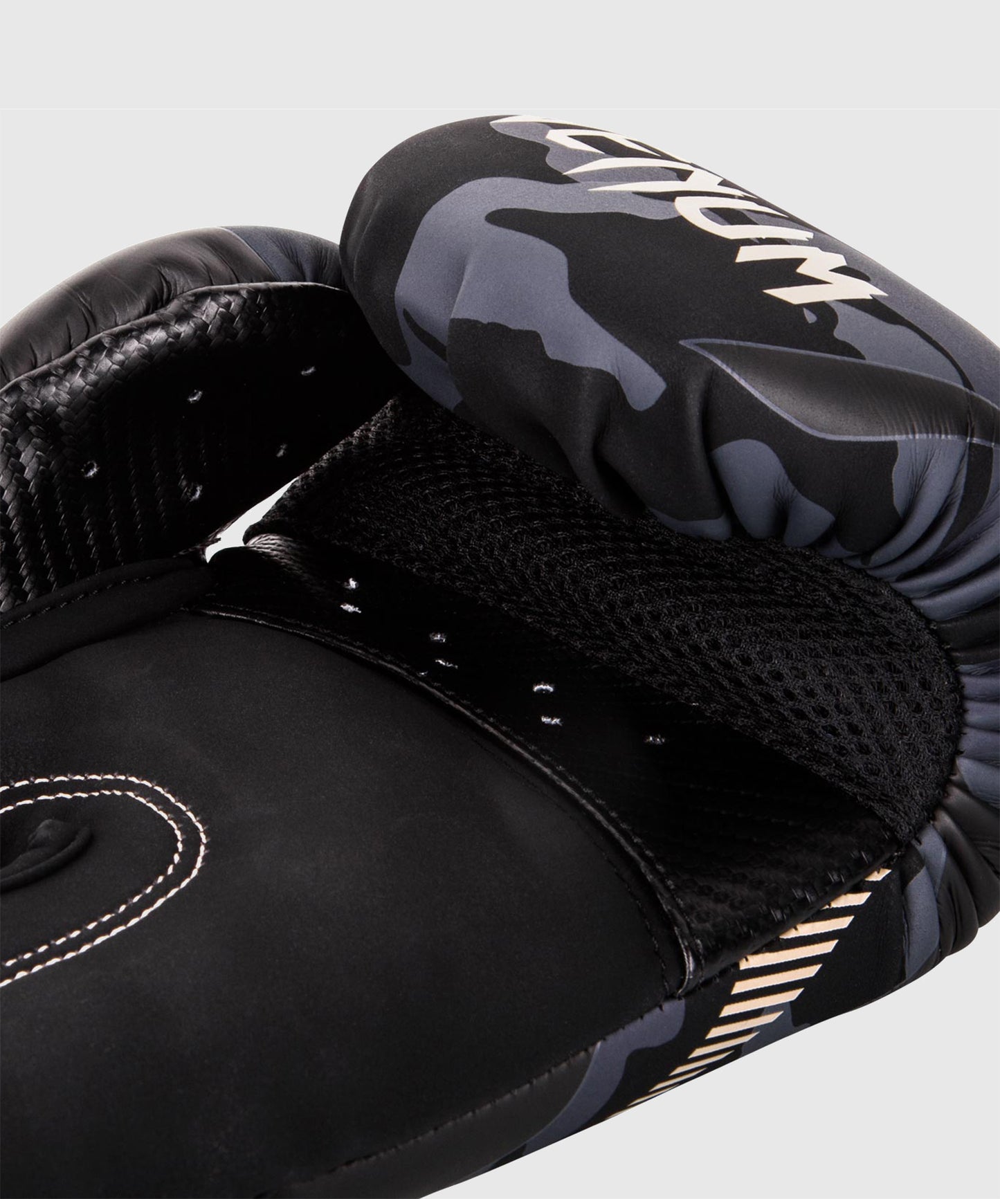 Gants de boxe Camo/Beige Venum Impact