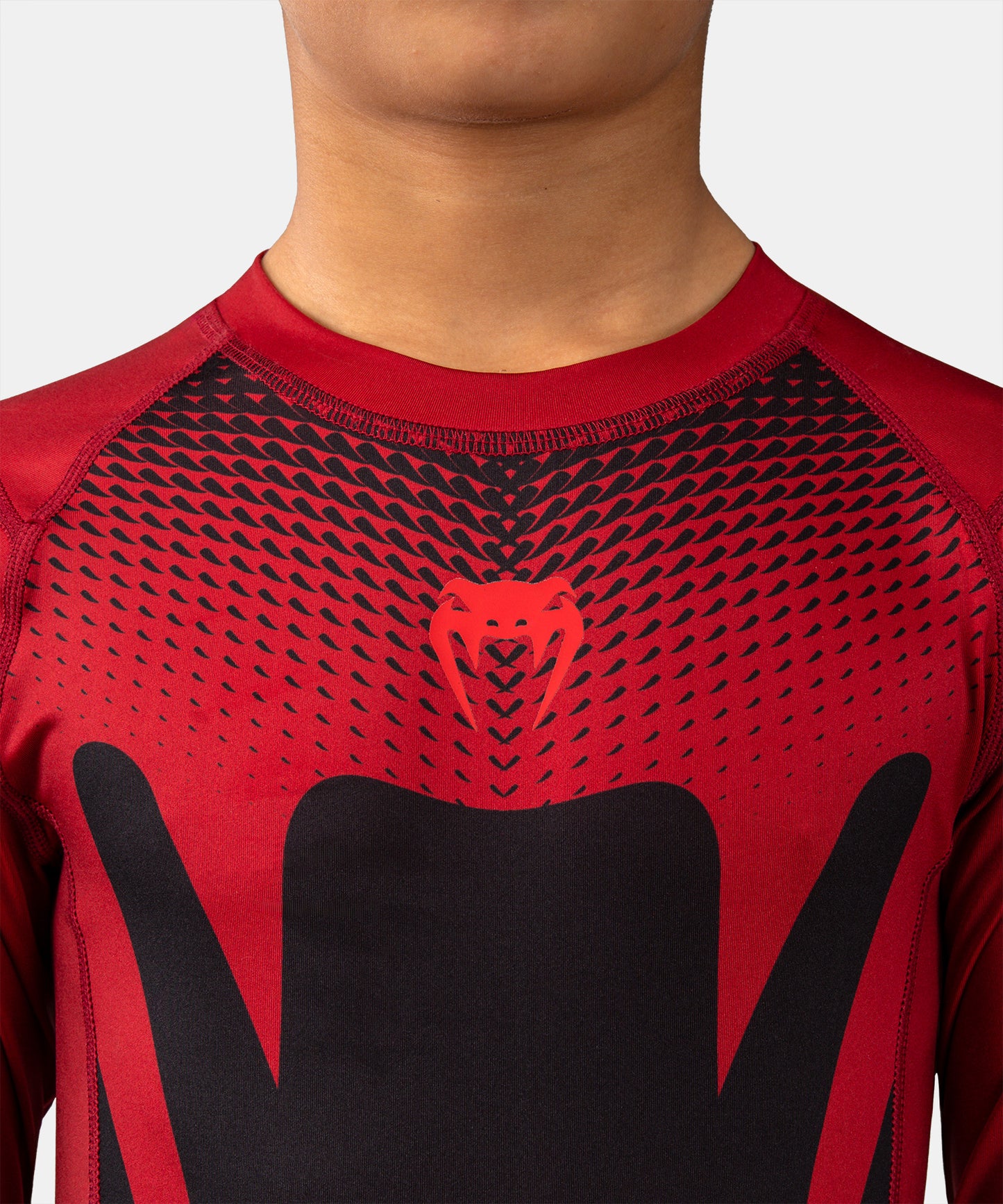Venum Attack Langarm Rashguard - Schwarz/Rot