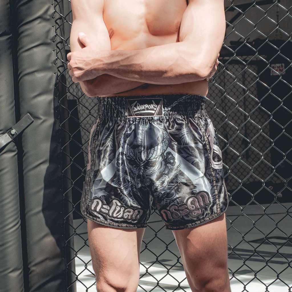 Short de Muay Thai 8 Weapons Bone Island - Noir