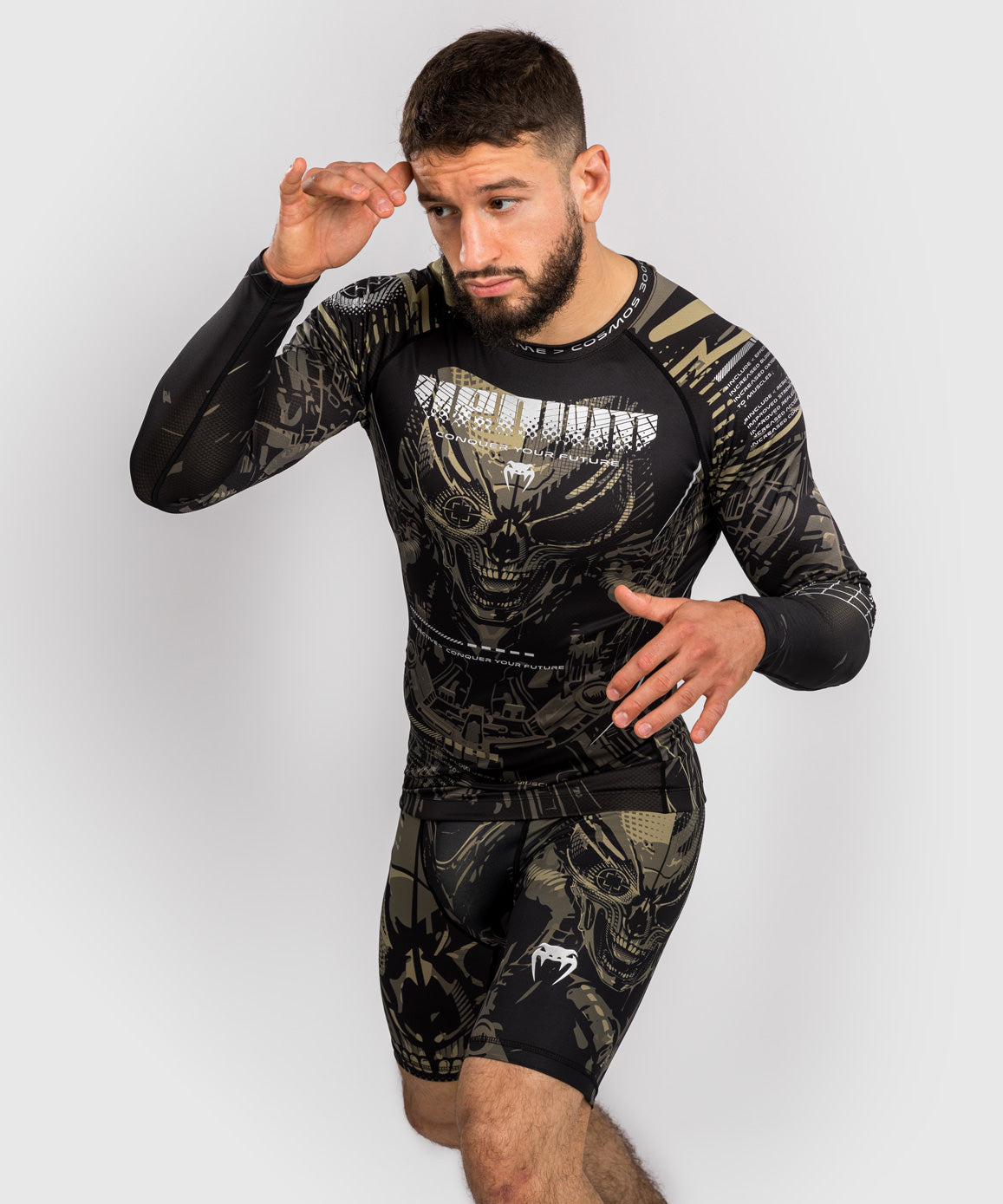 Venum Invader Long Sleeve Rashguard - Black/Sand