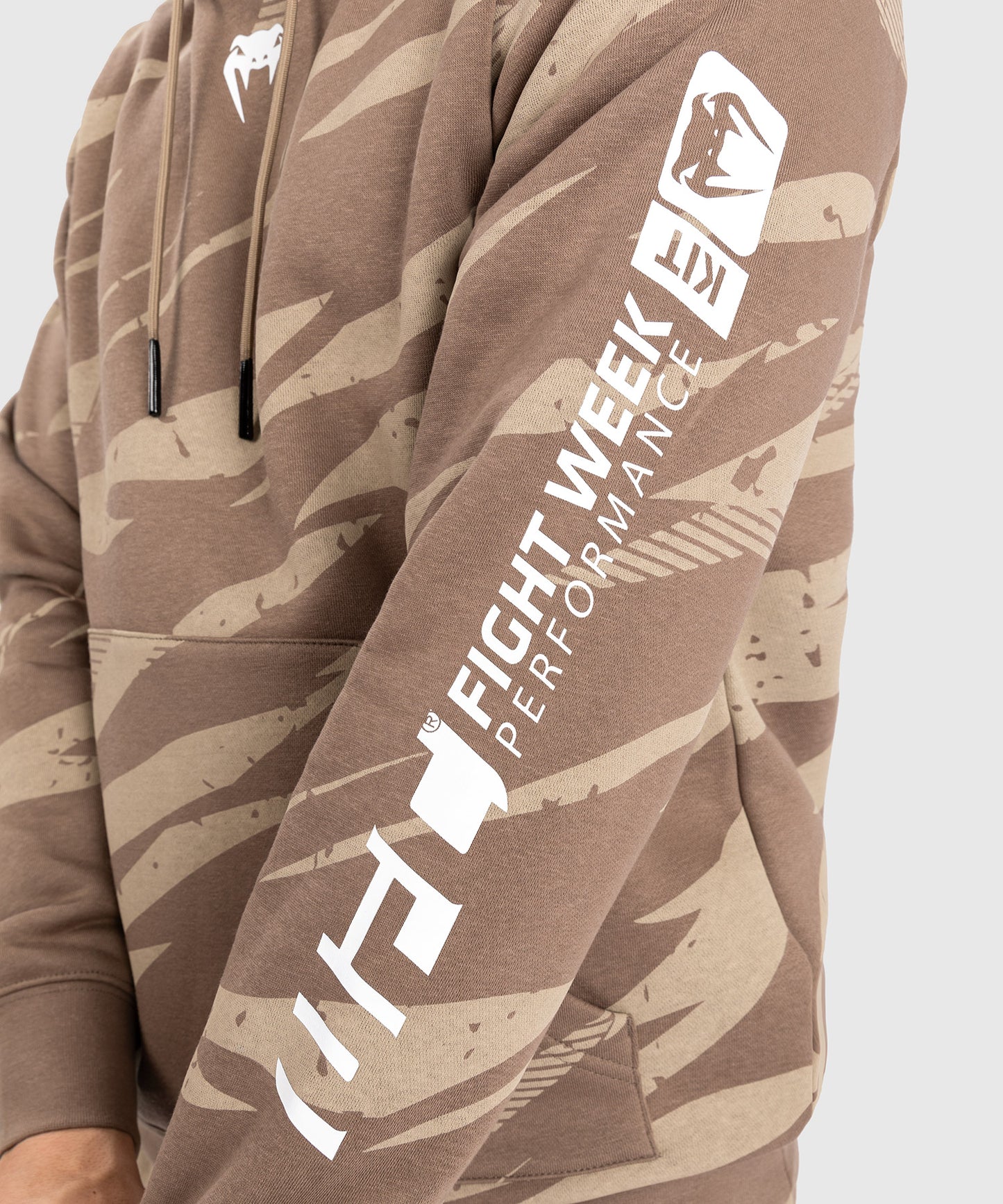 UFC Adrenaline by Venum Fight Week Felpa Con Cappuccio da Uomo - Desert Camo