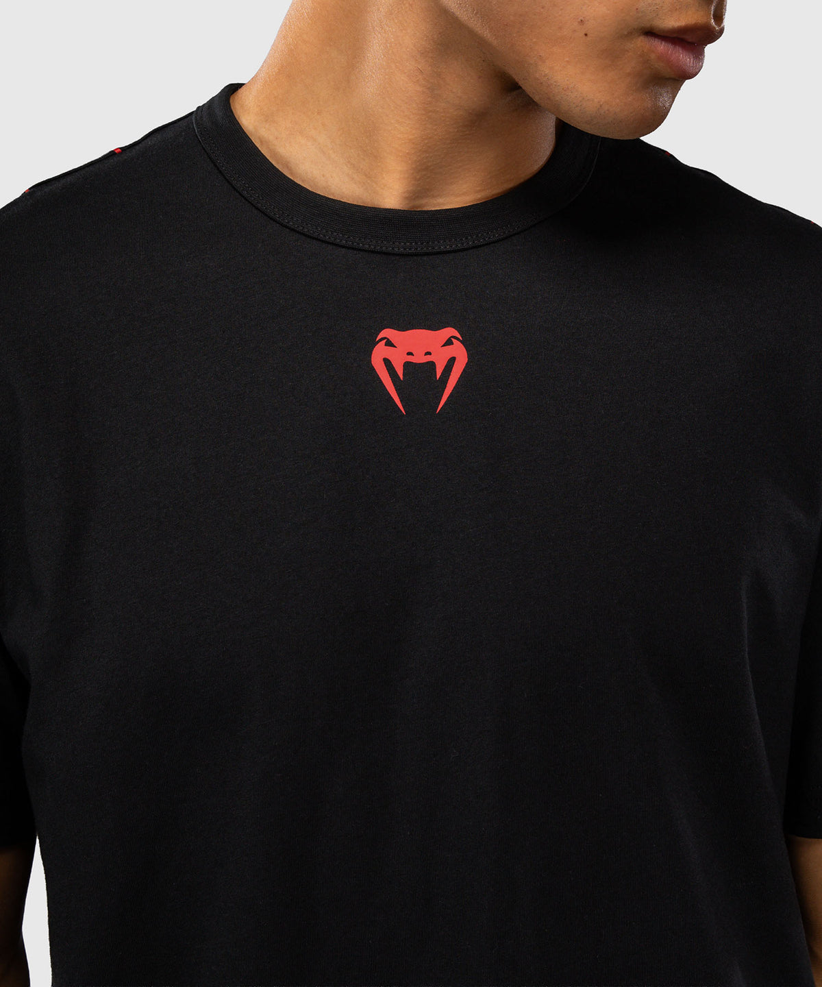 Venum Amazonia Reborn Camiseta - Negro/Rojo