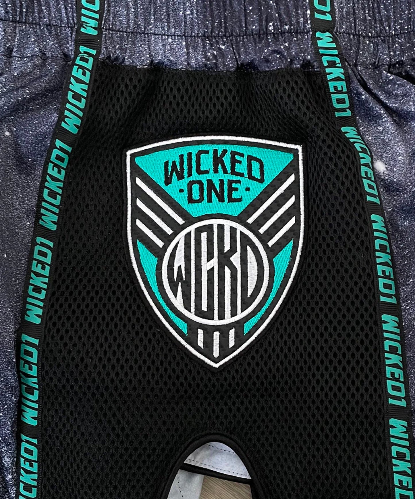 Short de Muay Thai Wicked One Invaders - Noir