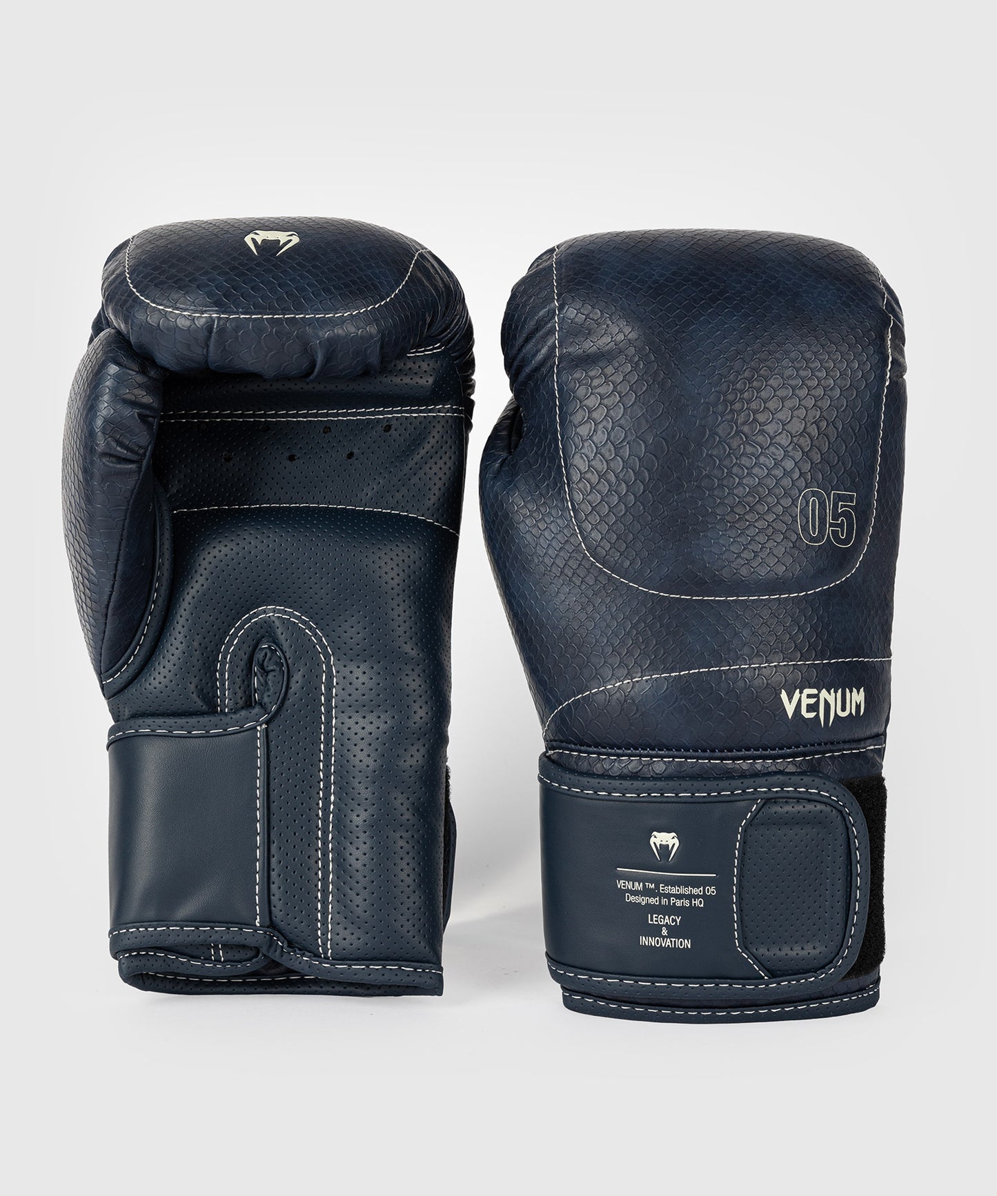 Gants de Boxe Venum Impact Evo Scales – Bleu Minuit