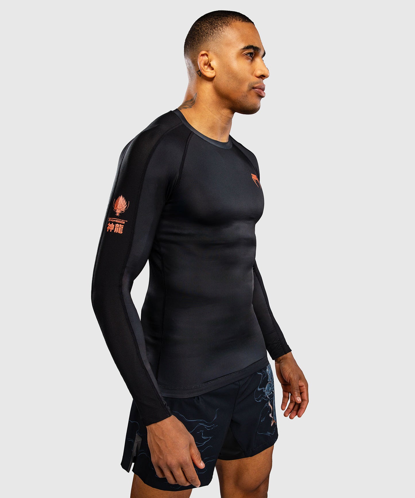 Venum Thunder Dragon Rashguard Manga Larga – Negro/Gris/Cobre