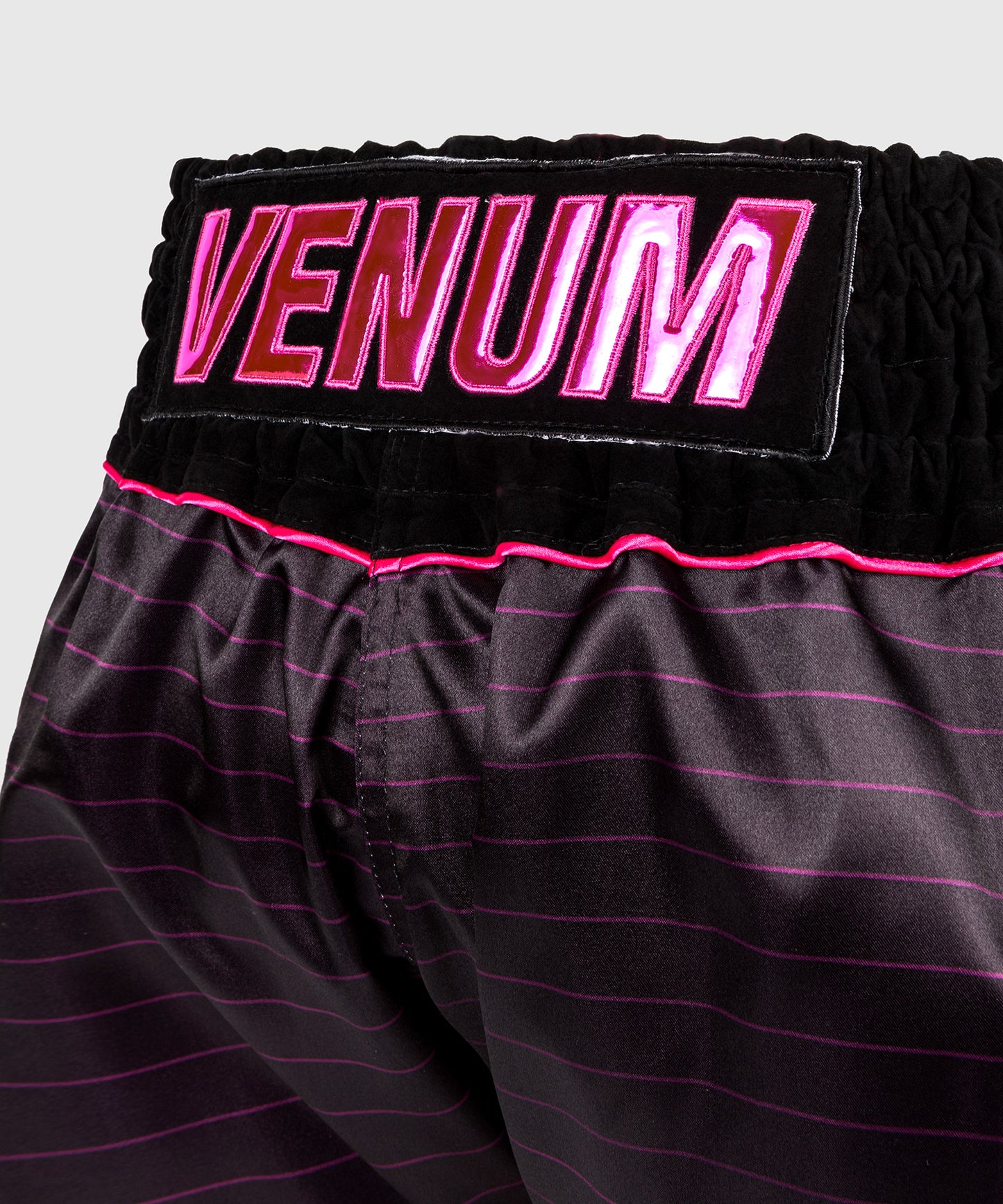 Venum Attack Pantaloncini da Muay Thai - Nero/Rosa