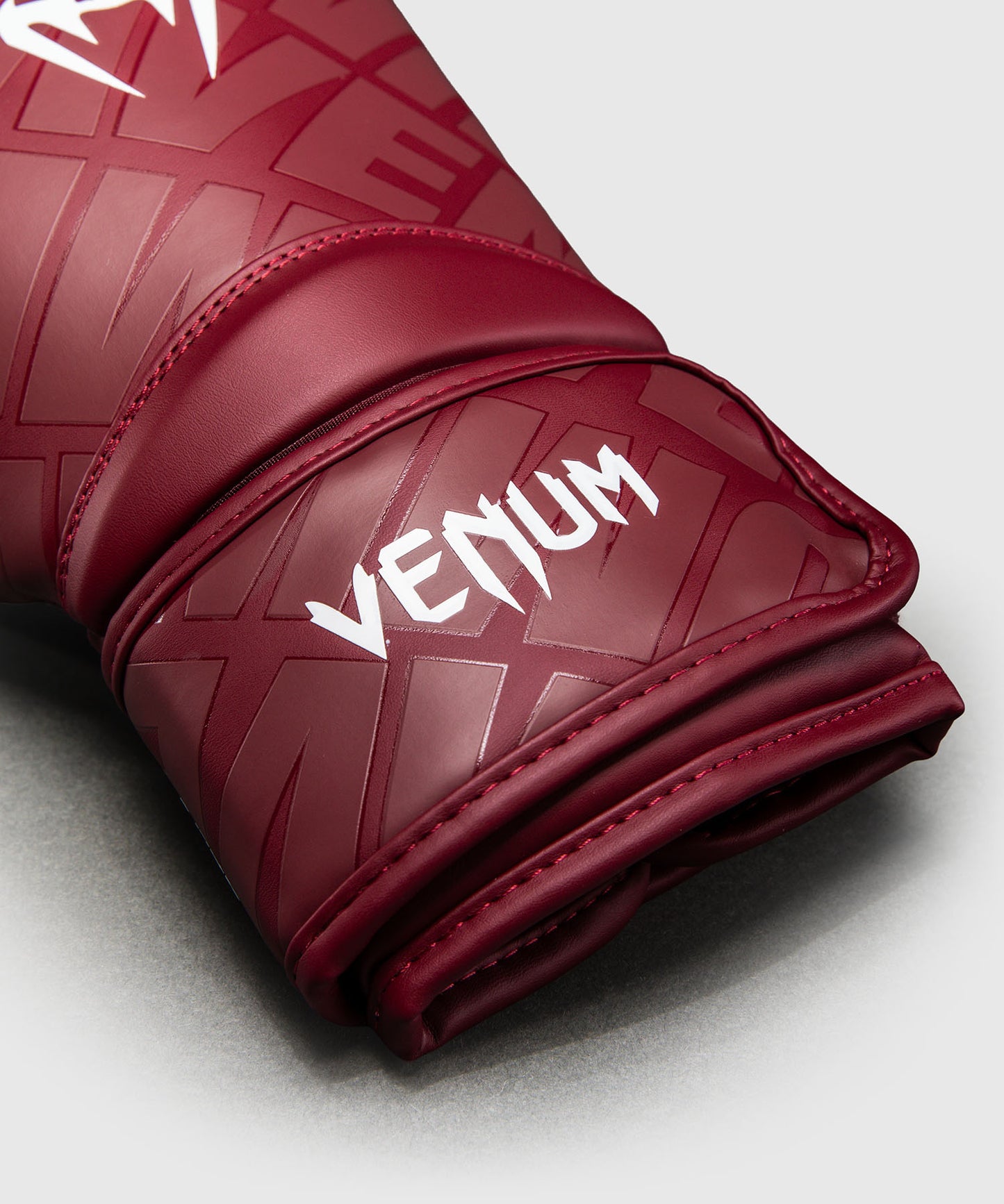Venum Contender 1.5 XT 3D Boxing Gloves - Dark Red