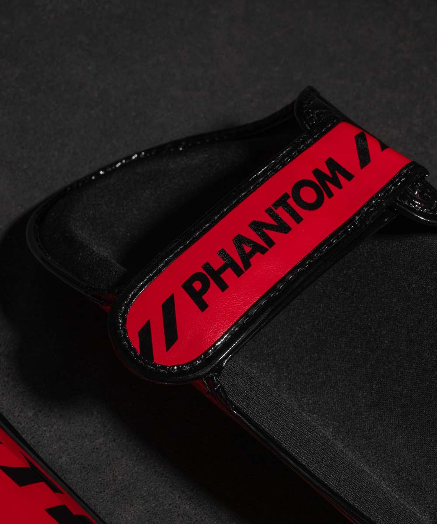 Protège-Tibias Phantom Athletics Apex - Rouge