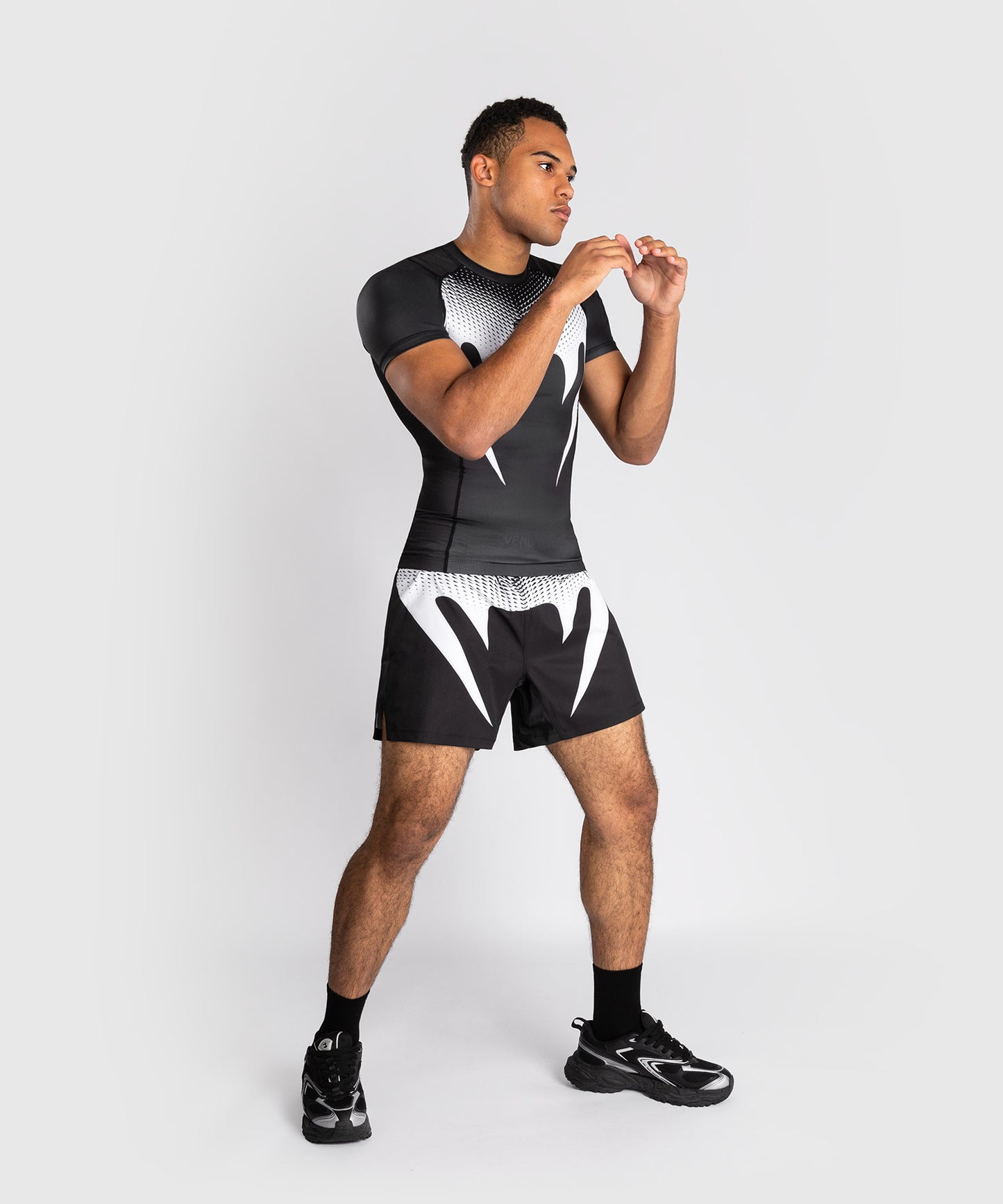 Venum No Gi Rashguards - Black/White