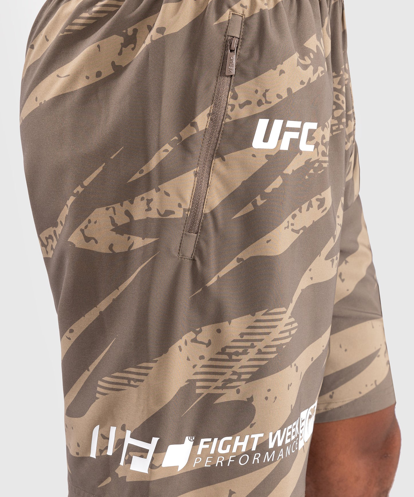 UFC Adrenaline by Venum Fight Week Performance Shorts Für Männer - Desert Camo