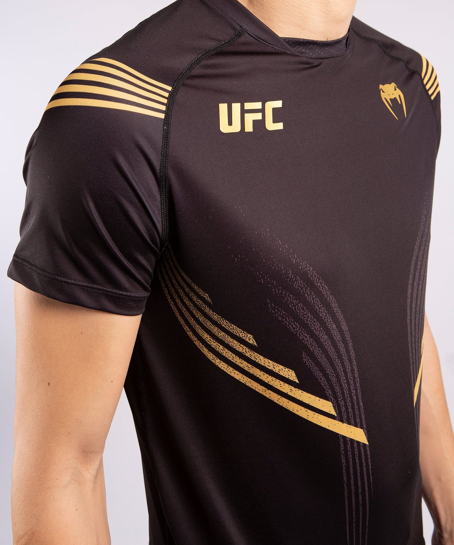 Men's UFC Venum Pro Line Technical T-Shirt - Champion