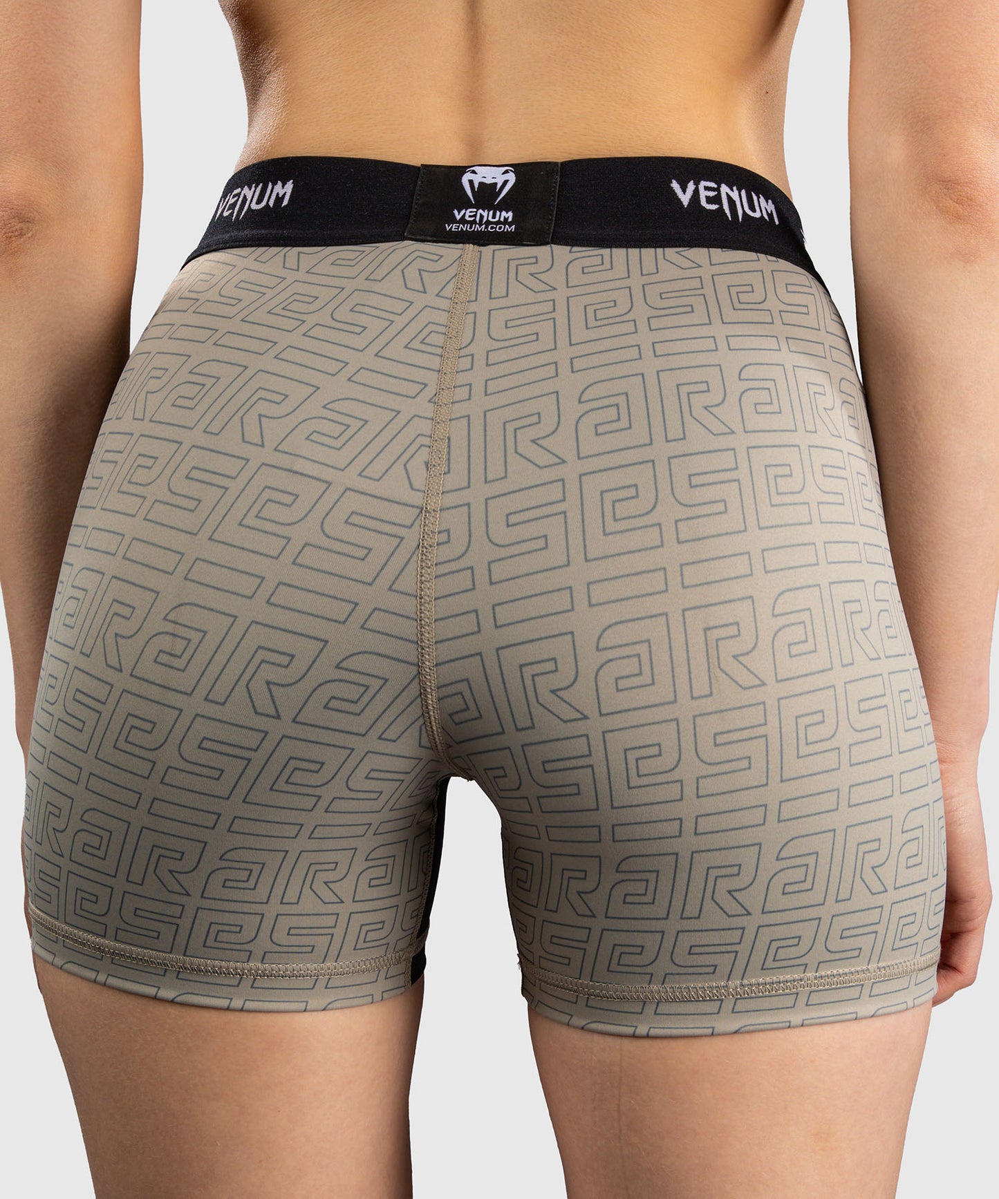 Venum x Ares 2.0 Pantaloncini da Allenamento da Donna – Sabbia