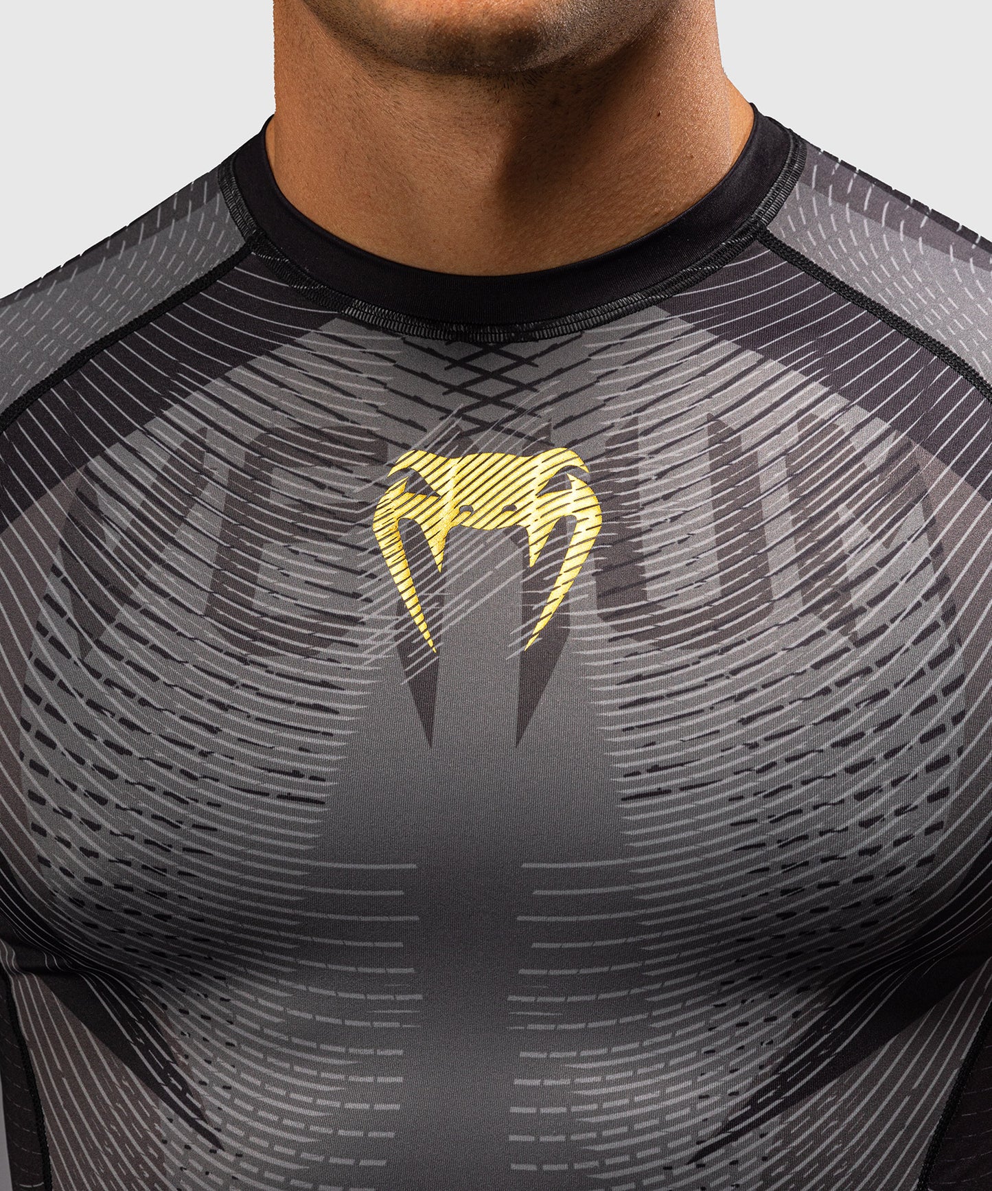 Venum Galactic 3.0 Kurzarm Rashguard - Schwarz/Gold