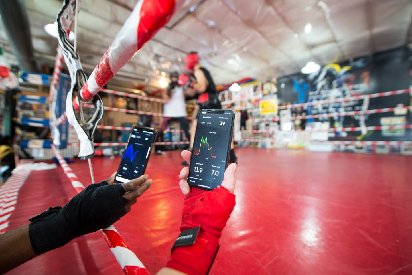 Capteurs de performance pour gants de boxe Corner