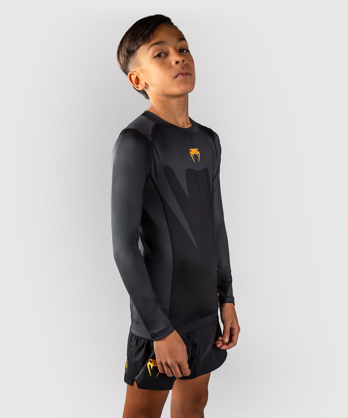 Venum Attack Rashguard de manga larga para niños - Negro/Dorado