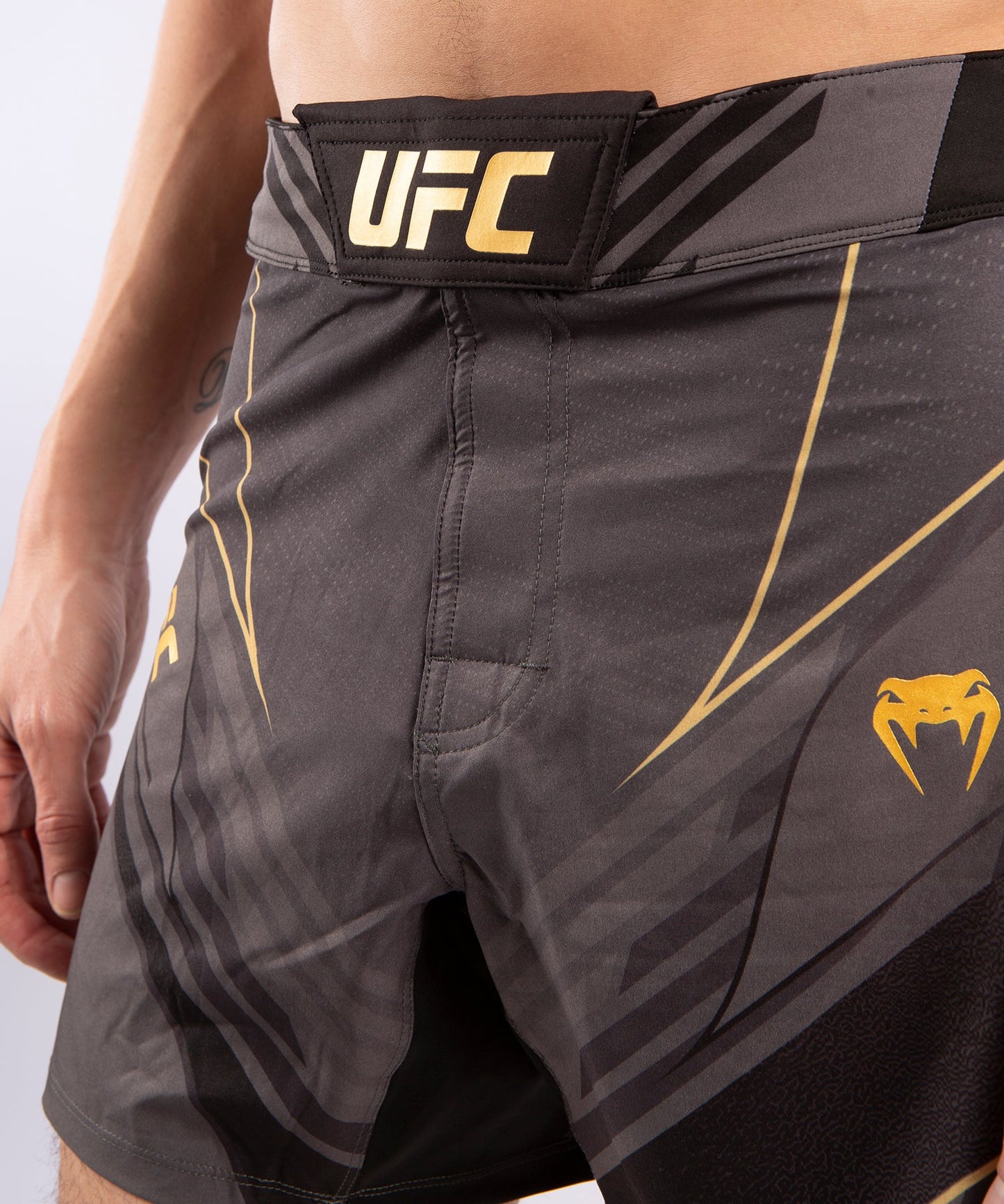 Venum Pro Line UFC Männer Fightshort - - Champion