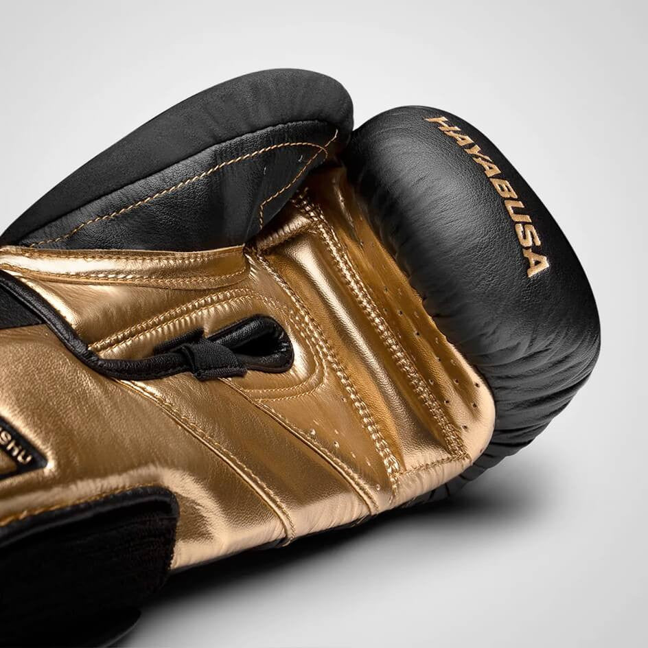 Hayabusa T3 Guantes de Boxeo - Negro/Oro
