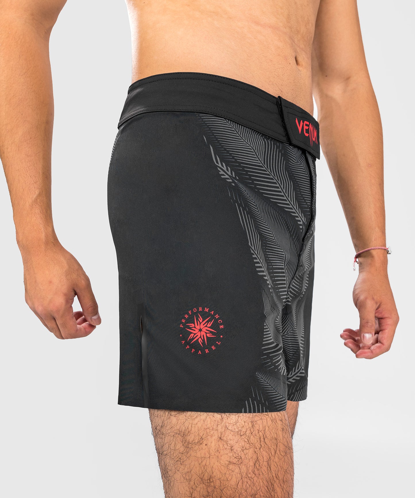 Venum Phantom MMA Shorts - Schwarz/Rot
