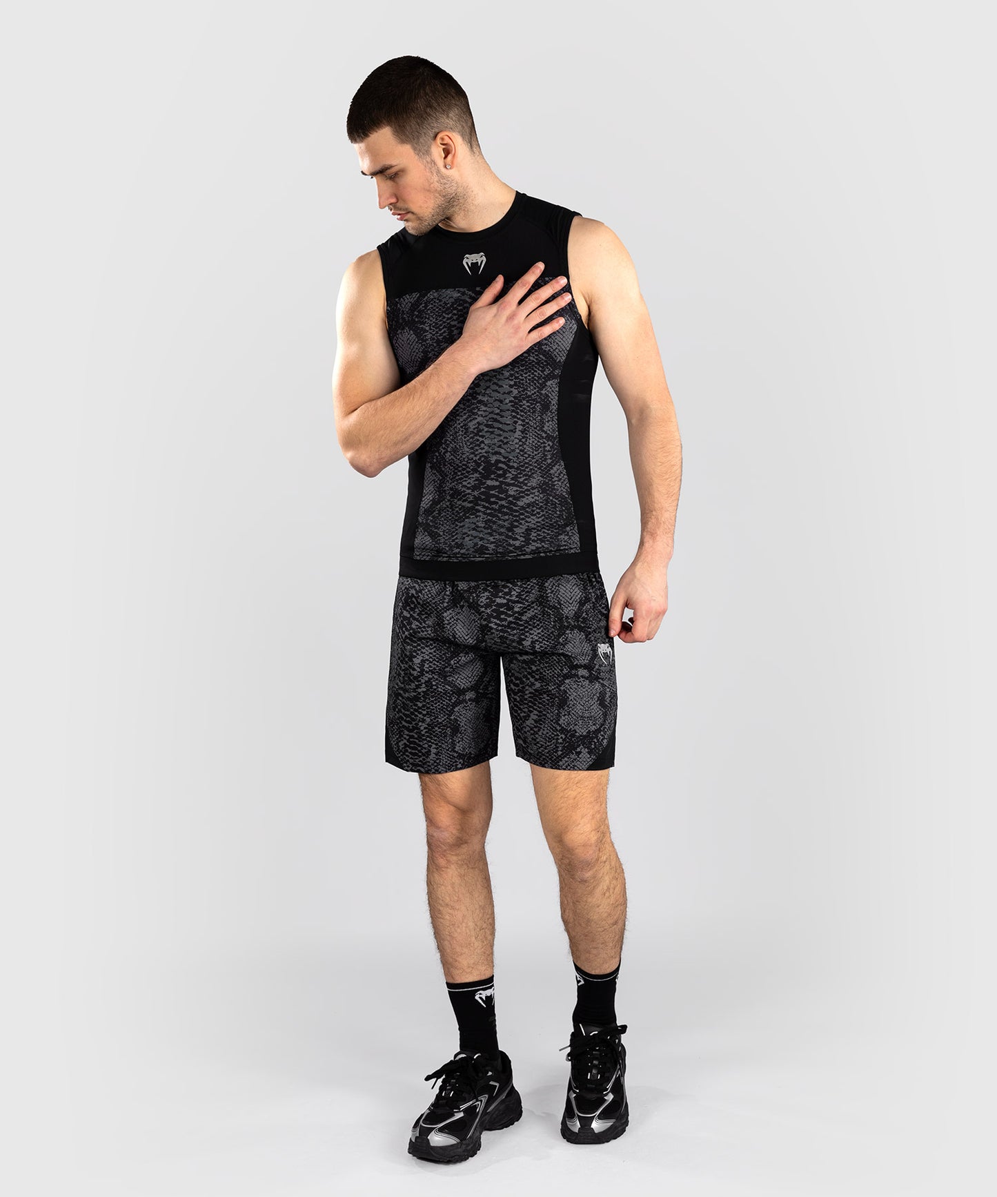 Venum G-Fit Scales Rashguard Sin Mangas – Negro/Gris Carbón