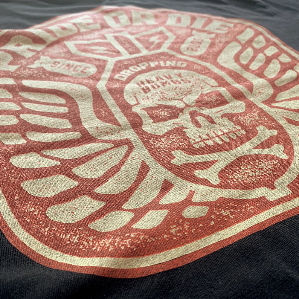 T-Shirt Pride Or Die Dropping Heavy Bombs - Noir