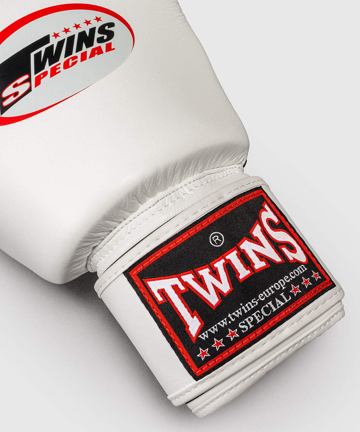 Twins BGVL3 Air Boxhandschuhe - Weiß/Schwarz