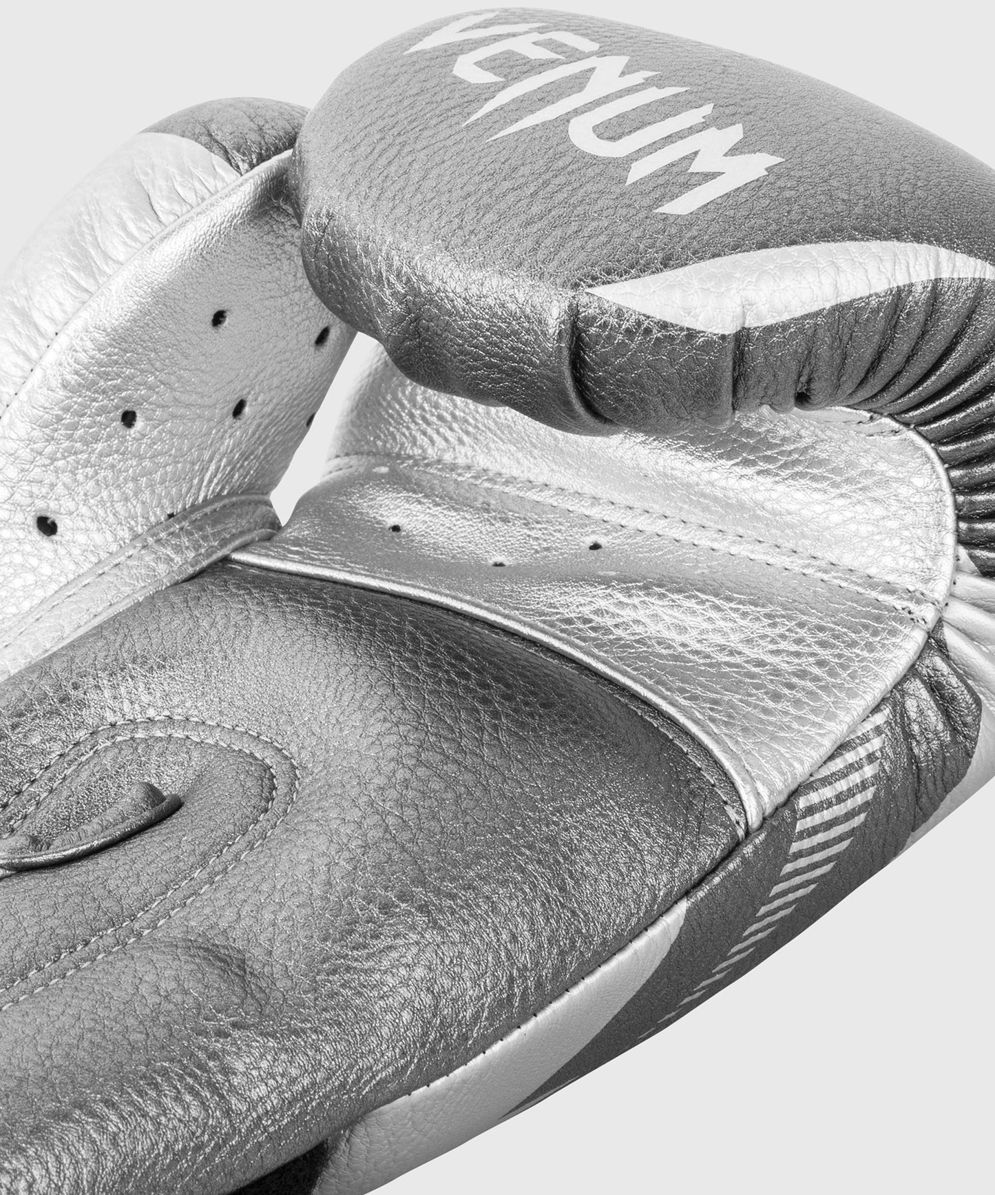 Gants de boxe Venum Impact – Argent