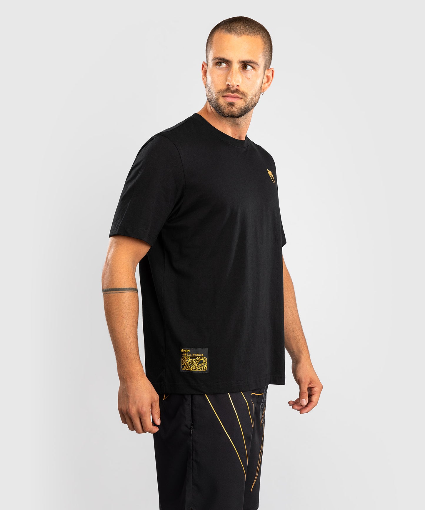 Venum Serpenti T-Shirt - Black/Silver/Gold