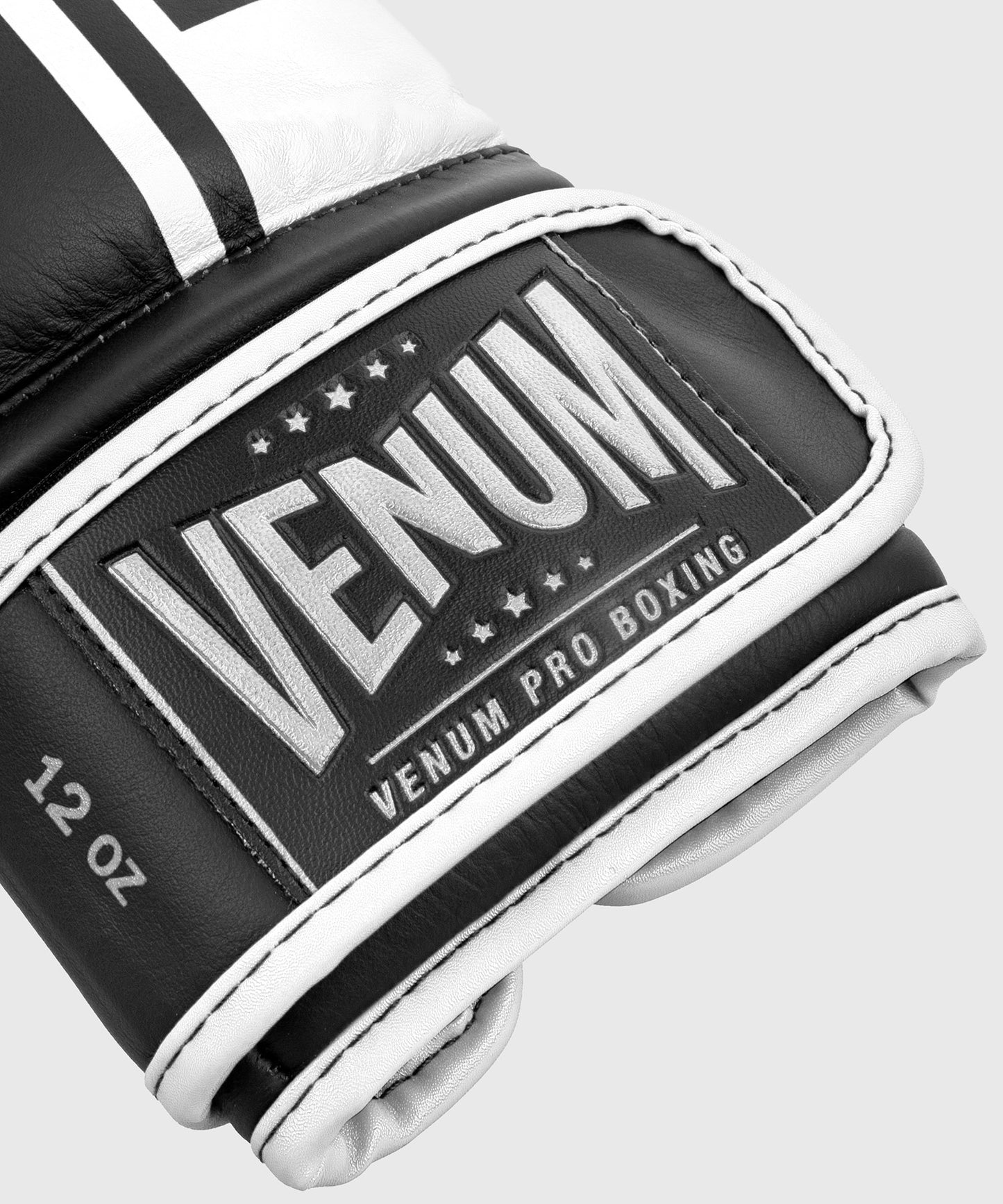 Gants de boxe Venum Shield Pro avec velcro - Noir/Blanc