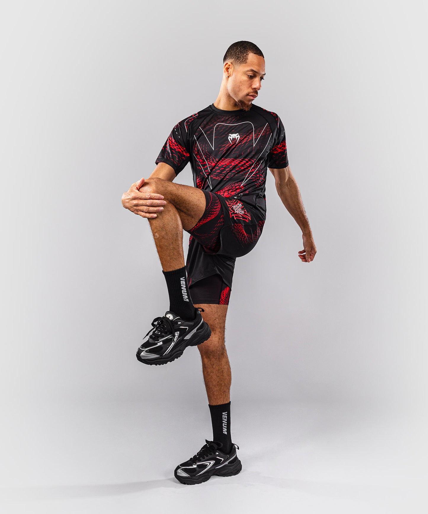 Venum Matupa Trainingsshorts - Schwarz/Rot/Silber