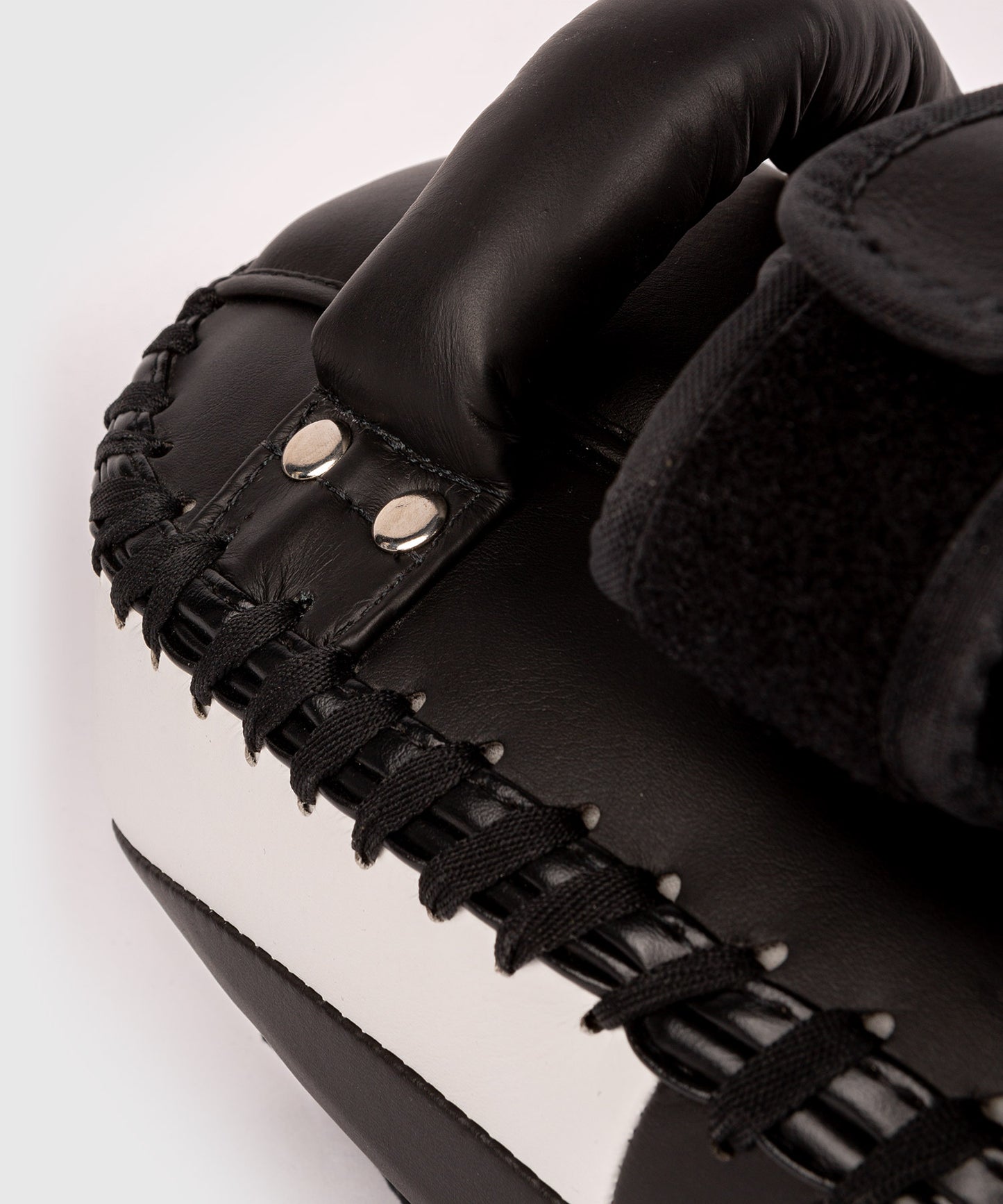 Paos Kick Boxing 2.0 Venum Micro Fibre - Noir/Blanc